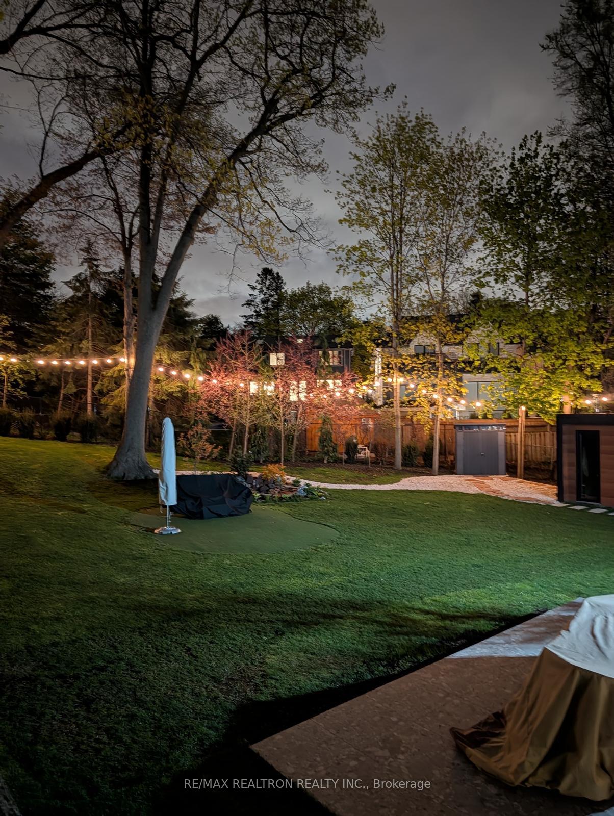 Photo 50 of 8 Breezewood Drive, Etobicoke, Stonegate-Queensway — HOMEH