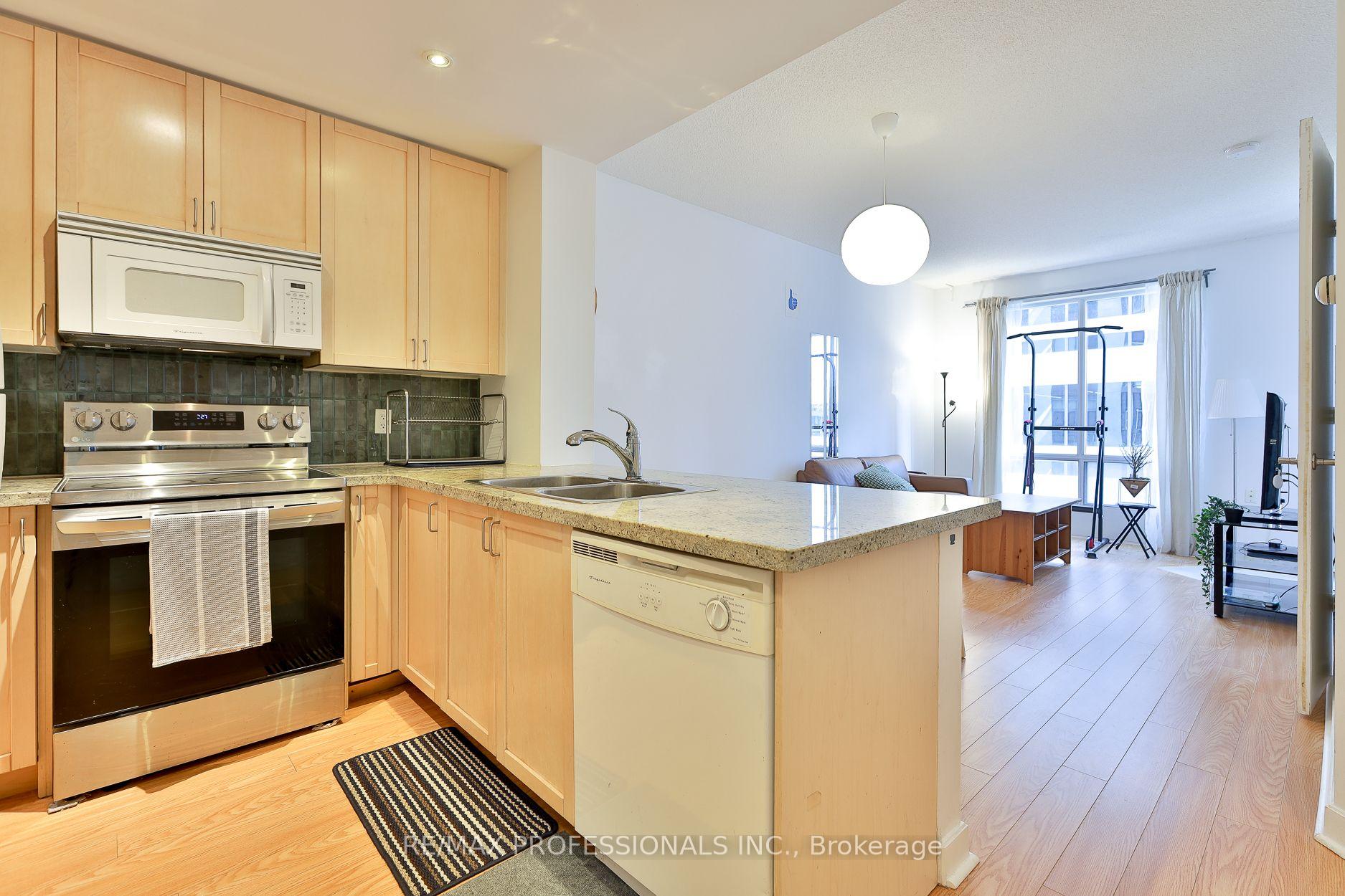 Photo 5 of Unit 1608, 85 Bloor Street E, Toronto, Church-Yonge Corridor — HOMEH