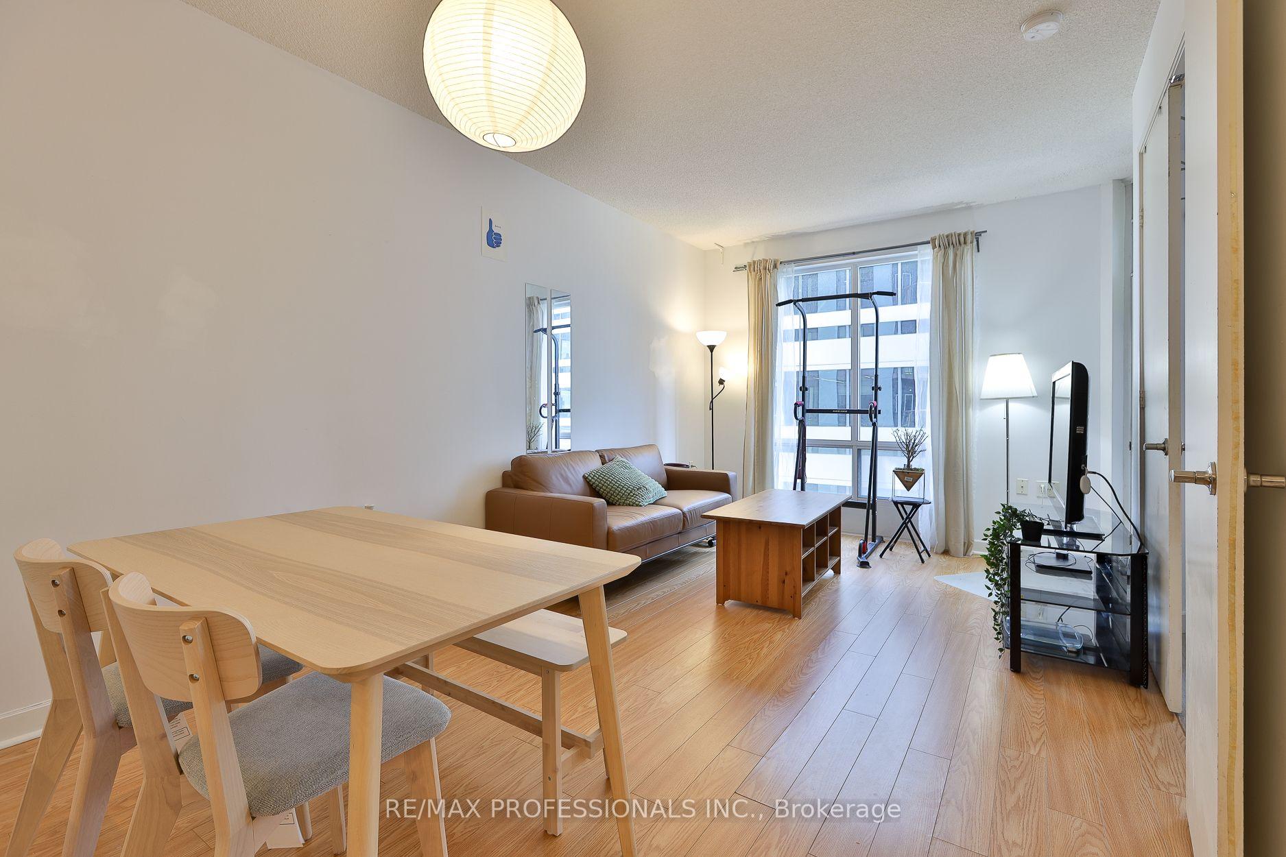 Photo 12 of Unit 1608, 85 Bloor Street E, Toronto, Church-Yonge Corridor — HOMEH