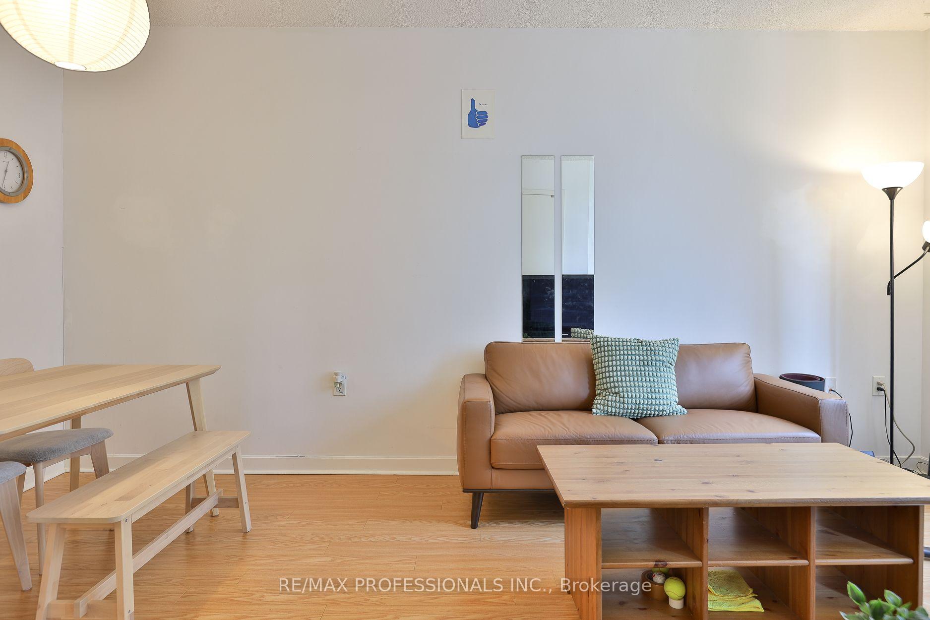 Photo 14 of Unit 1608, 85 Bloor Street E, Toronto, Church-Yonge Corridor — HOMEH