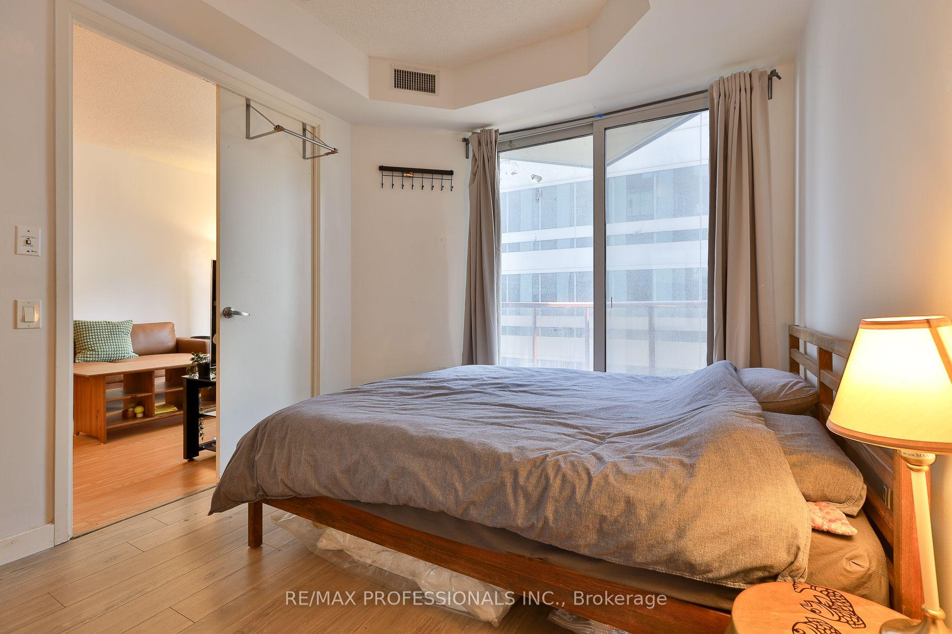 Photo 19 of Unit 1608, 85 Bloor Street E, Toronto, Church-Yonge Corridor — HOMEH