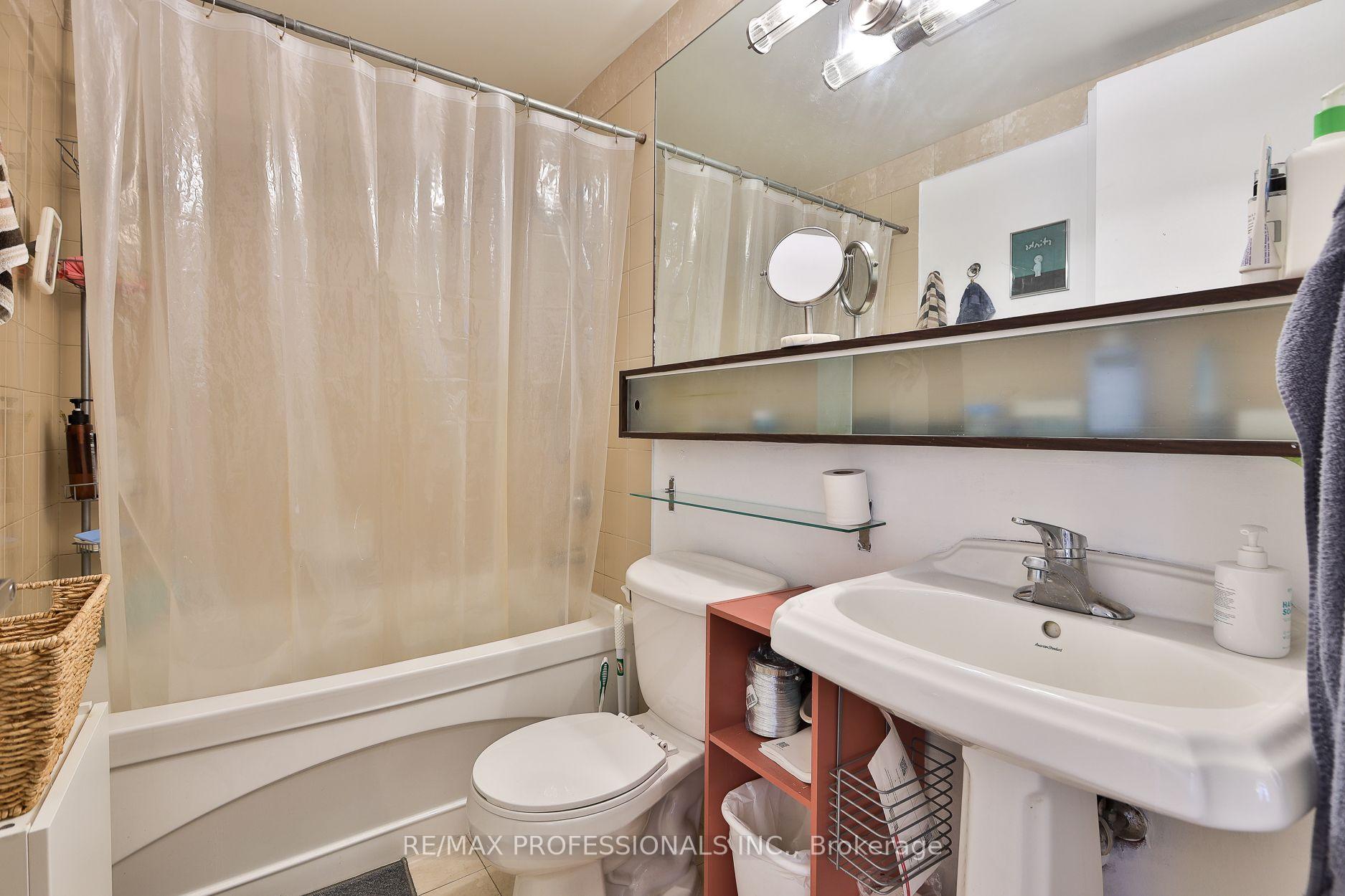 Photo 21 of Unit 1608, 85 Bloor Street E, Toronto, Church-Yonge Corridor — HOMEH