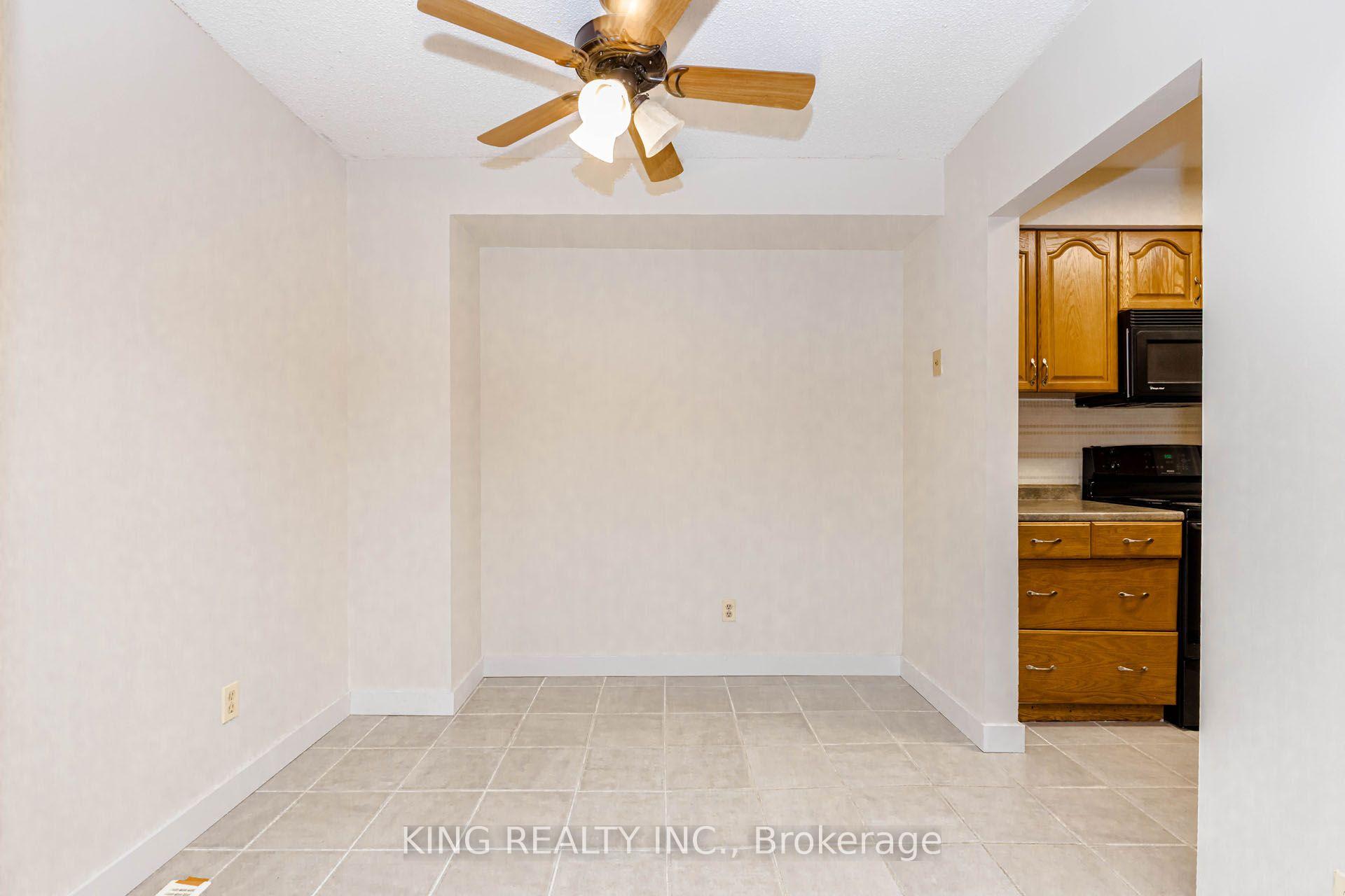 Photo 6 of Unit 6, 46 Cedarwoods Crescent, Kitchener, Vanier - Kitchener — HOMEH