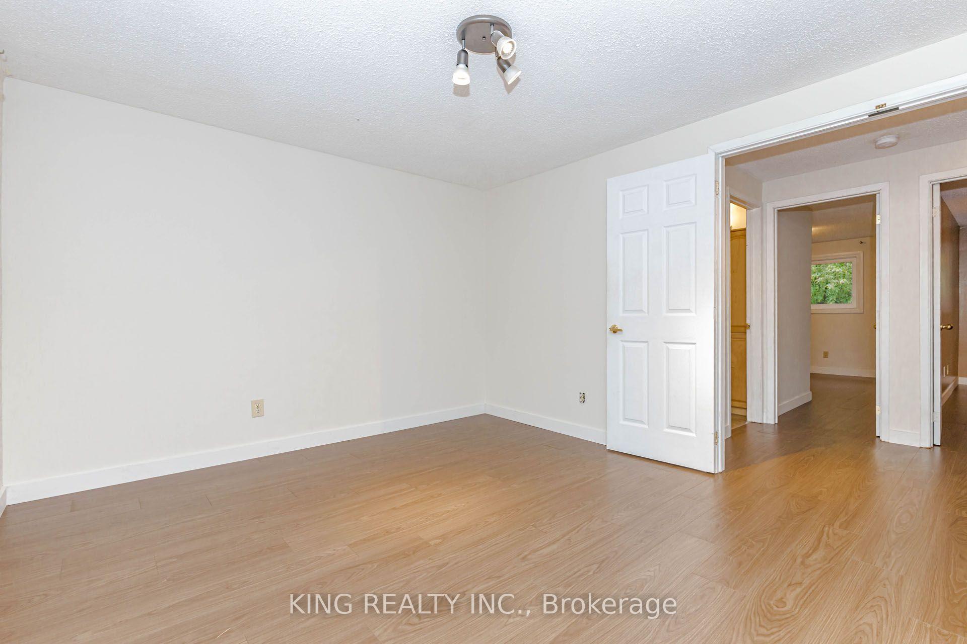 Photo 11 of Unit 6, 46 Cedarwoods Crescent, Kitchener, Vanier - Kitchener — HOMEH