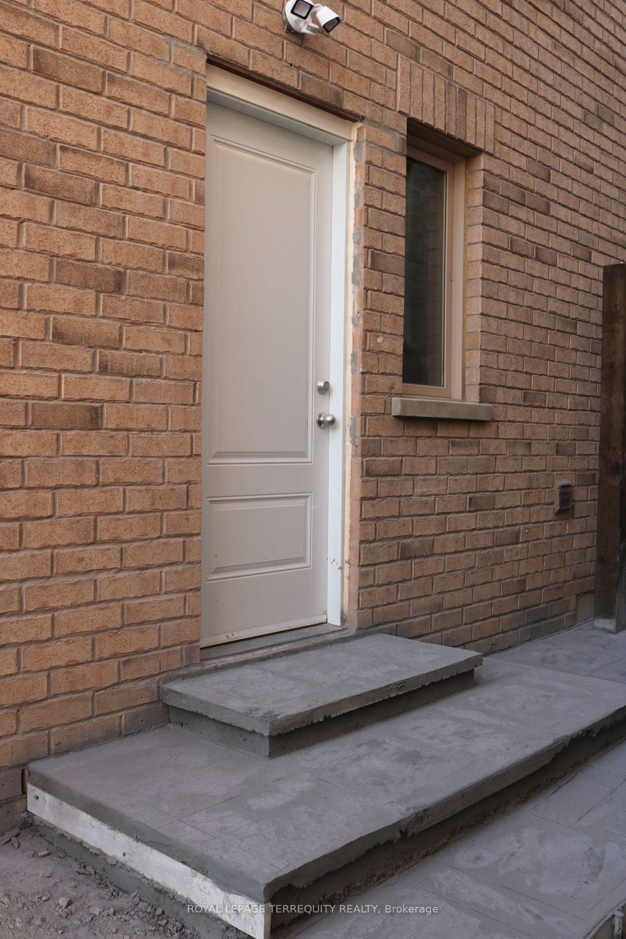 Photo 3 of Unit Bsmt room 2, 131 Trammel Drive, Vaughan, Vellore Village — HOMEH