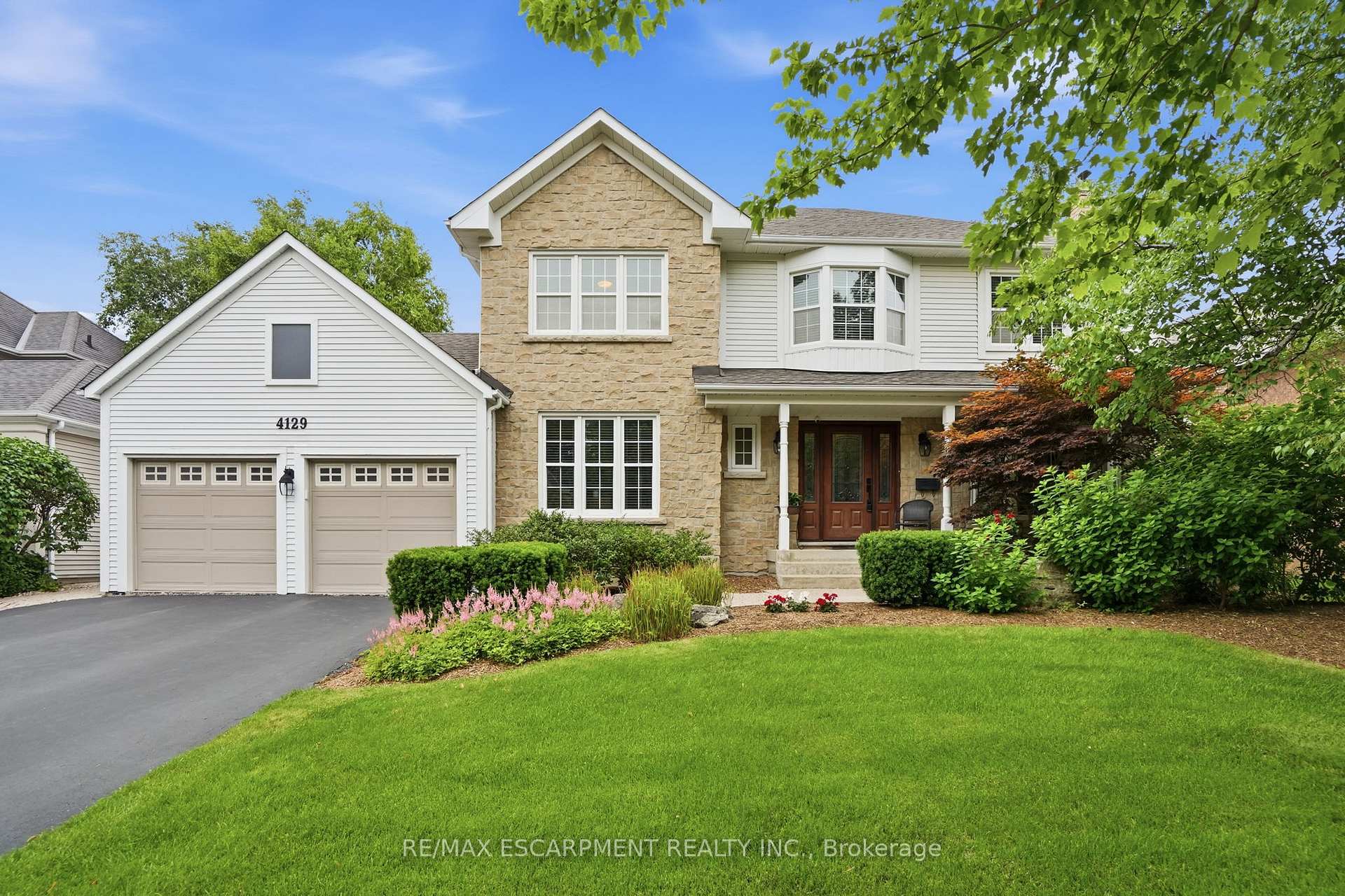 Photo 1 of 4129 Millcroft Park Drive, Burlington, Rose — HOMEH