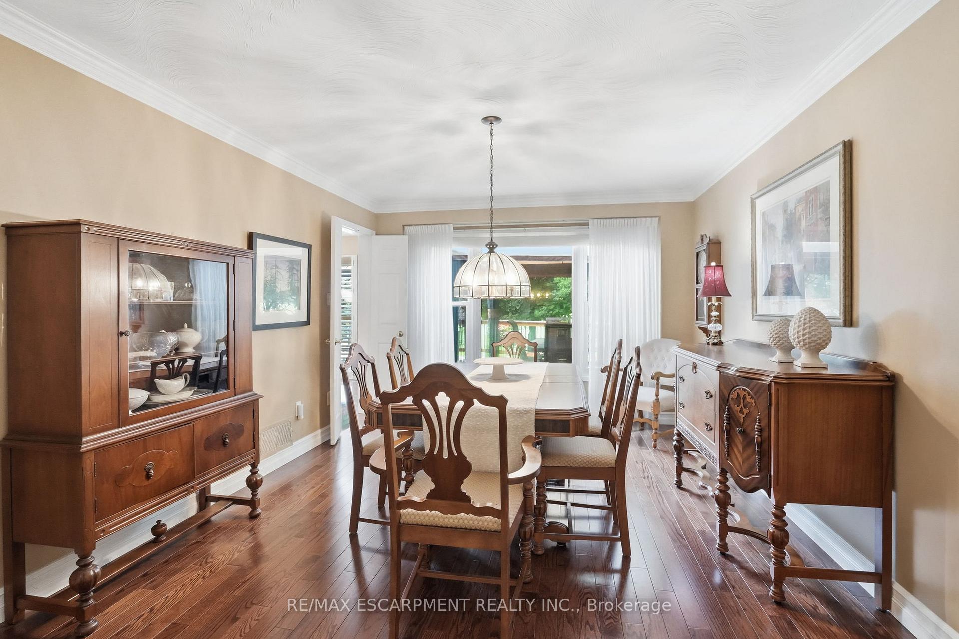 Photo 9 of 4129 Millcroft Park Drive, Burlington, Rose — HOMEH