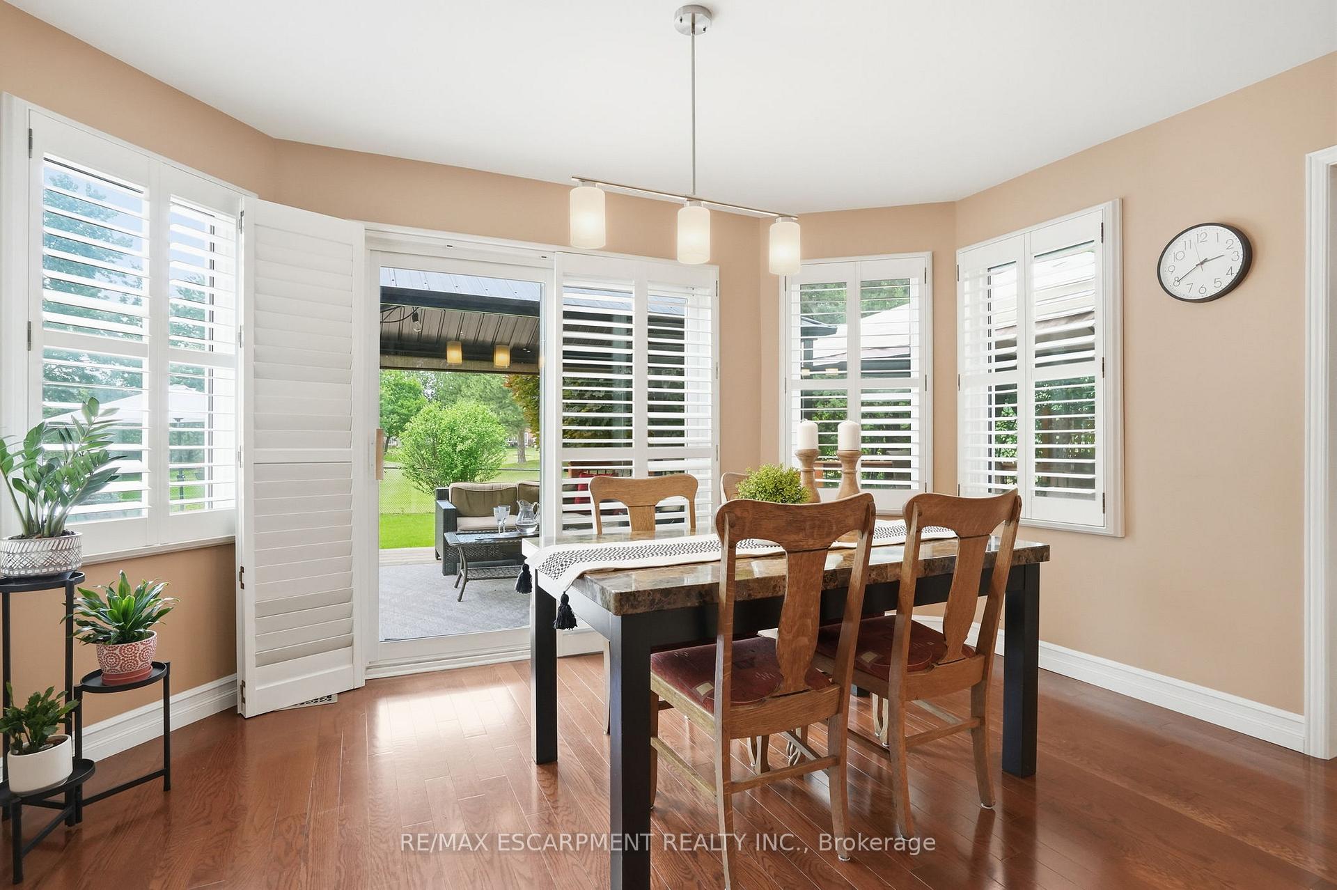 Photo 10 of 4129 Millcroft Park Drive, Burlington, Rose — HOMEH