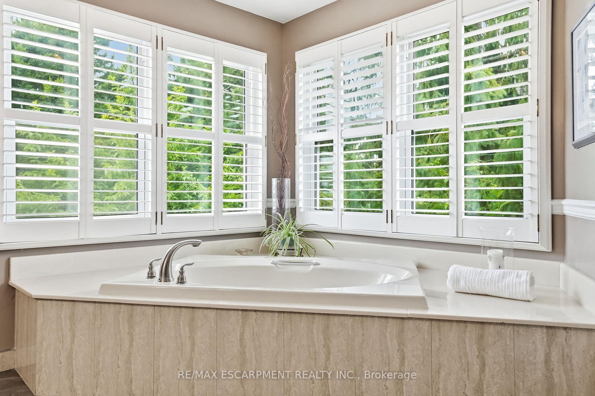 Photo 28 of 4129 Millcroft Park Drive, Burlington, Rose — HOMEH