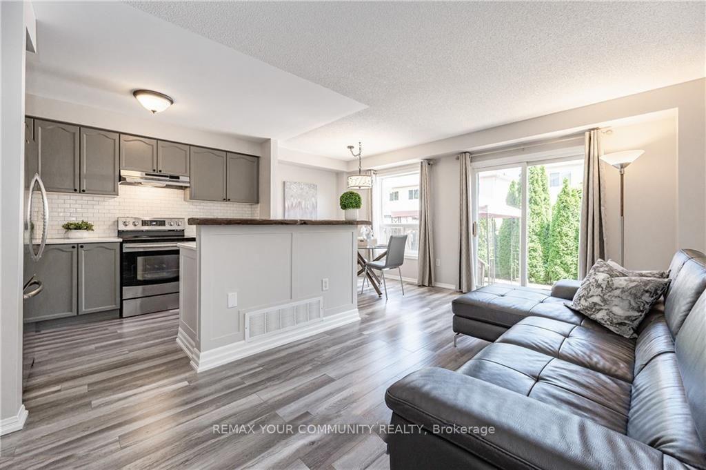 Photo 4 of 4412 Fairview Street, Burlington, Shoreacres — HOMEH