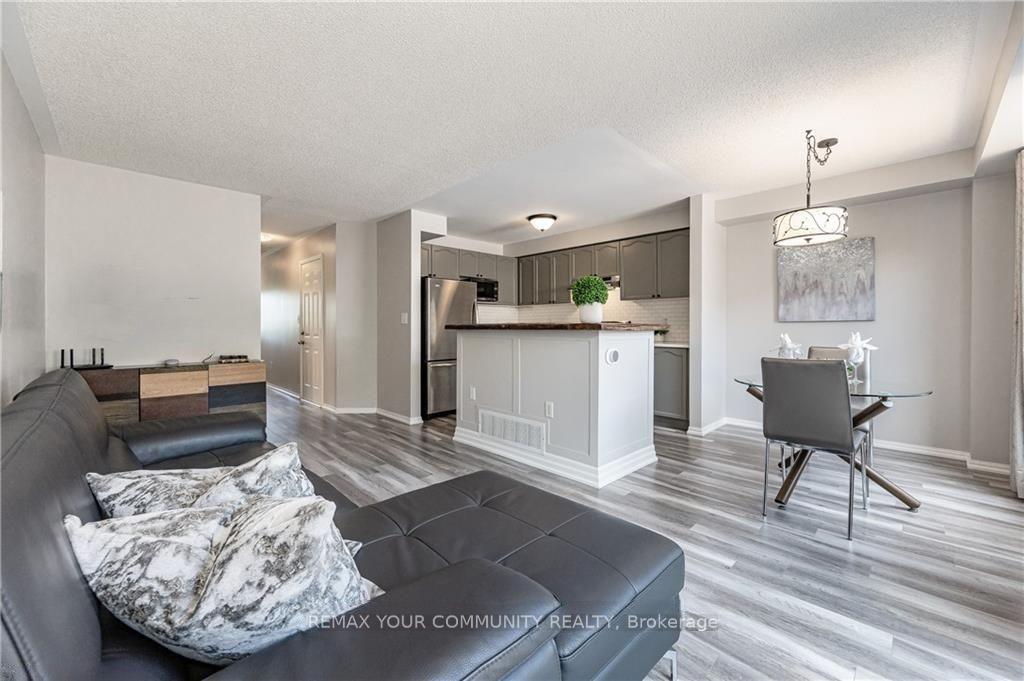 Photo 7 of 4412 Fairview Street, Burlington, Shoreacres — HOMEH