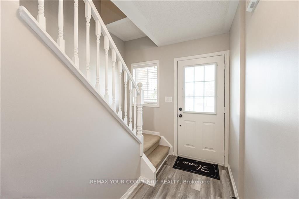 Photo 5 of 4412 Fairview Street, Burlington, Shoreacres — HOMEH