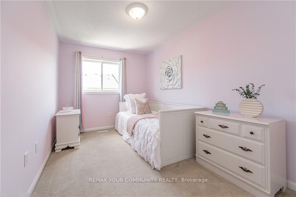 Photo 15 of 4412 Fairview Street, Burlington, Shoreacres — HOMEH