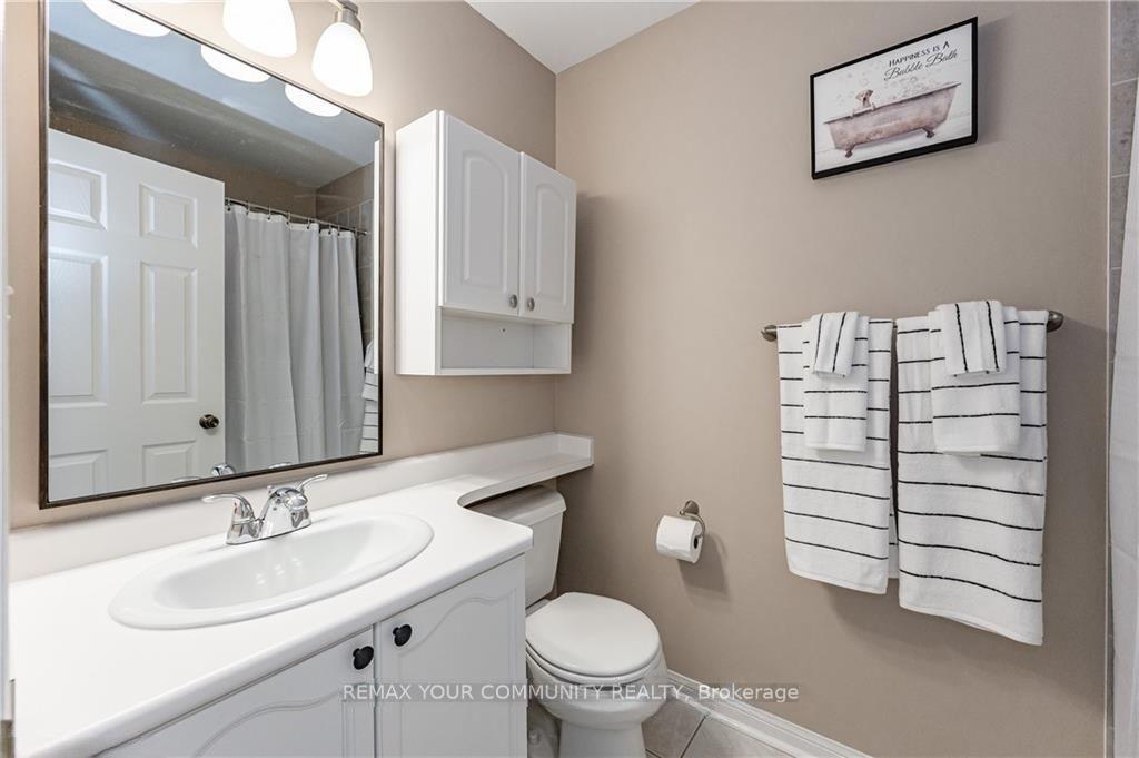 Photo 16 of 4412 Fairview Street, Burlington, Shoreacres — HOMEH