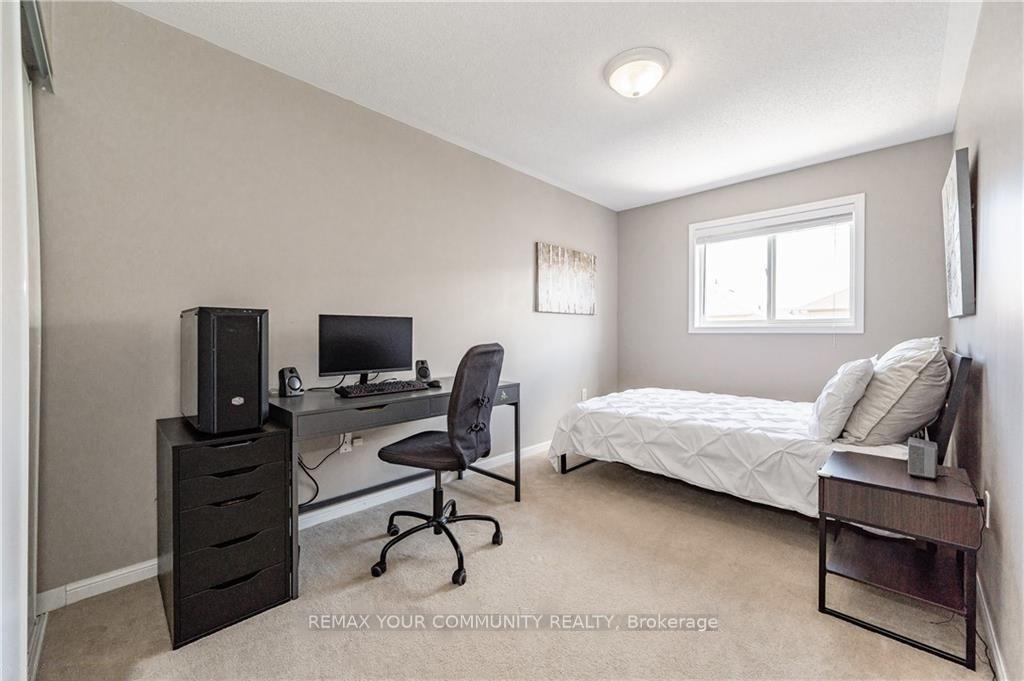 Photo 17 of 4412 Fairview Street, Burlington, Shoreacres — HOMEH