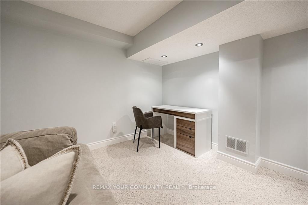 Photo 22 of 4412 Fairview Street, Burlington, Shoreacres — HOMEH