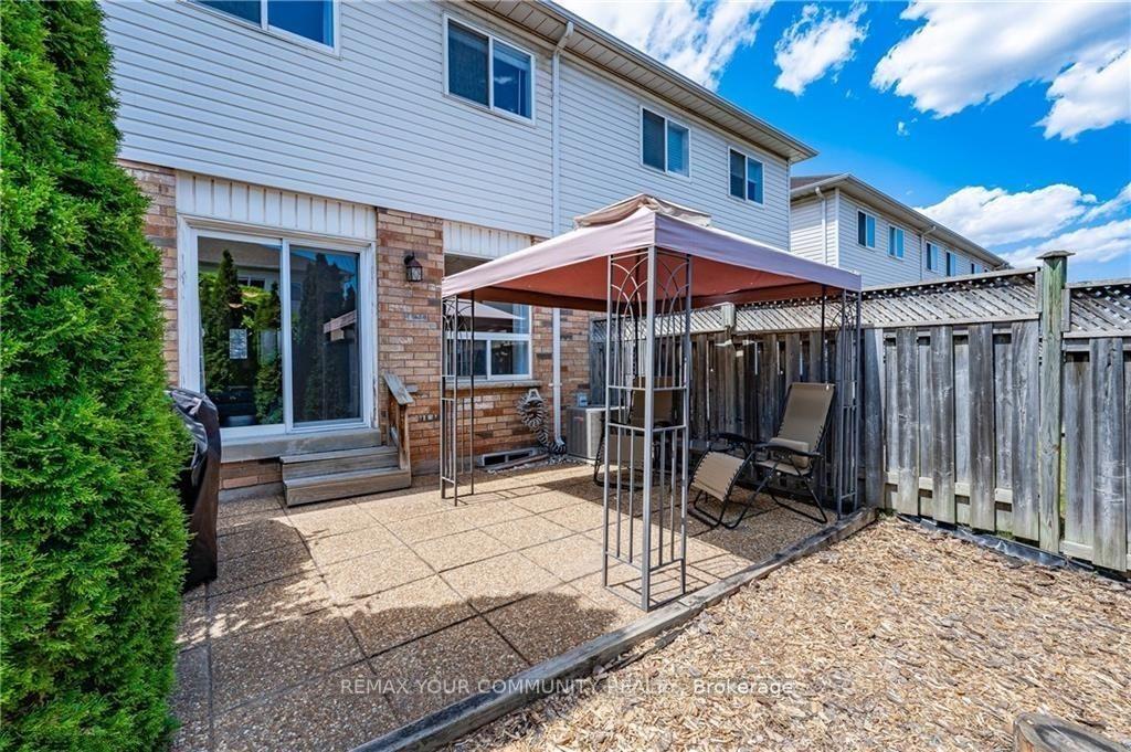 Photo 24 of 4412 Fairview Street, Burlington, Shoreacres — HOMEH