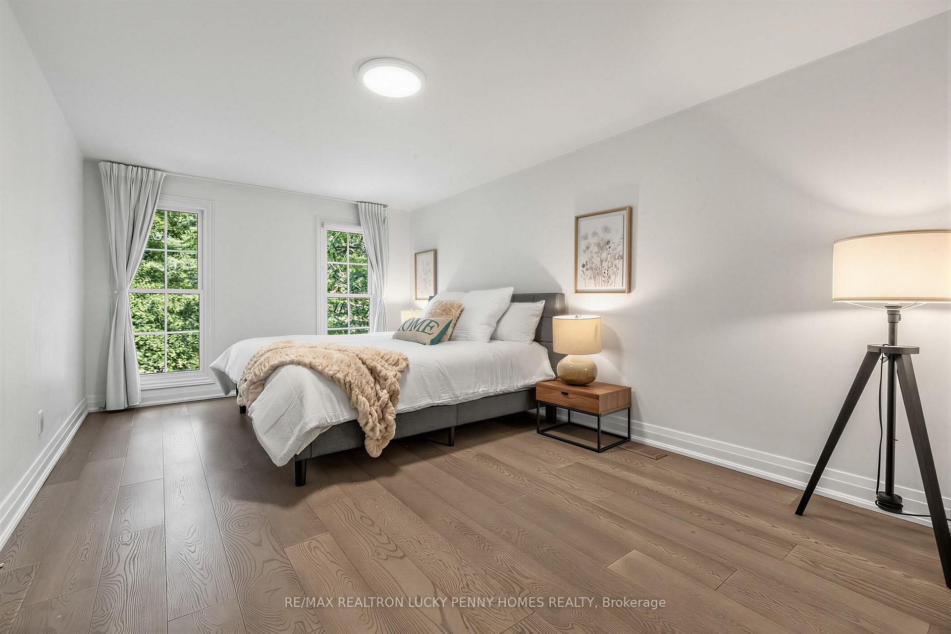 Photo 15 of 38 Walkerton Drive, Markham, Bullock — HOMEH