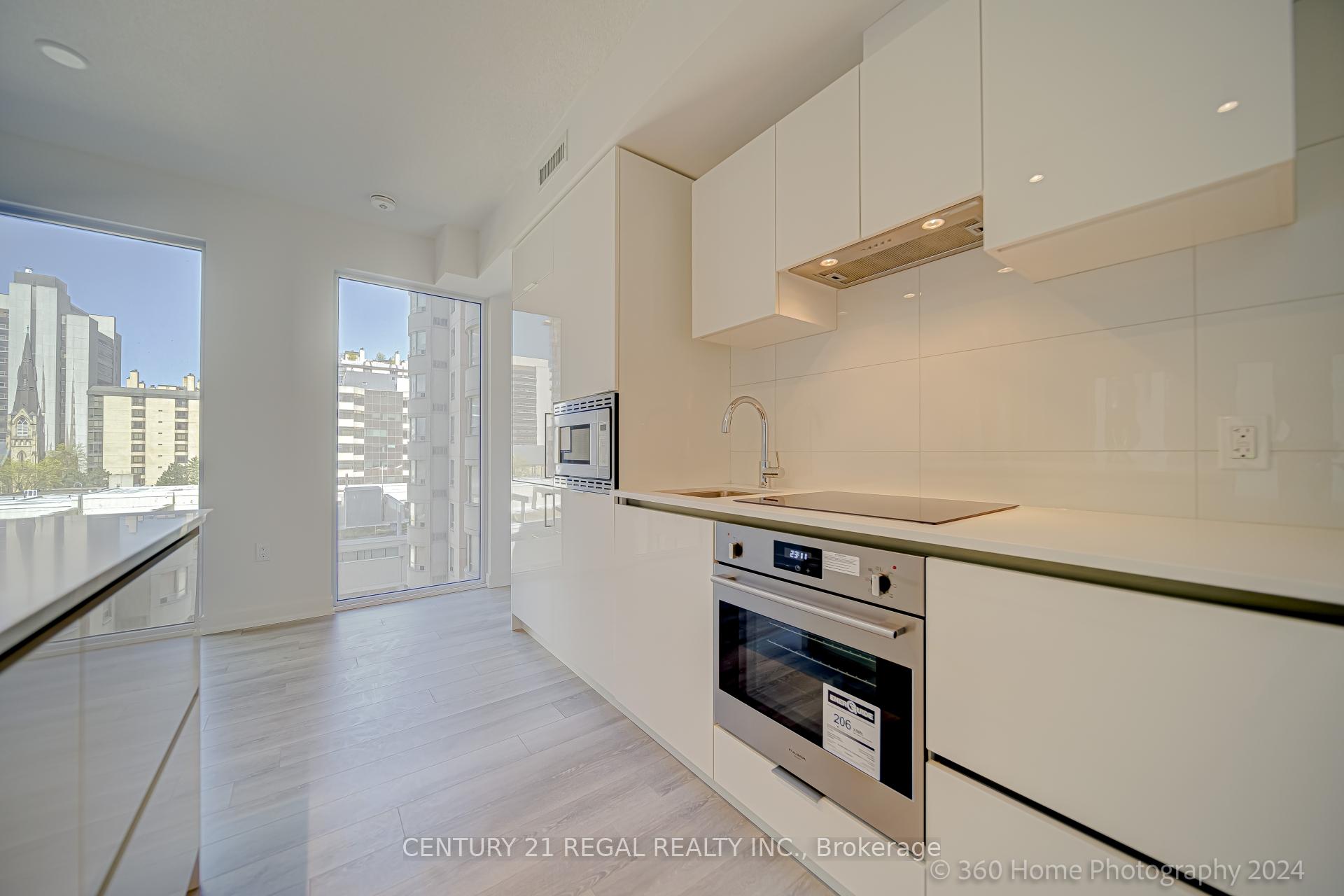 Photo 5 of Unit 508, 234 Simcoe Street, Toronto, Kensington-Chinatown — HOMEH