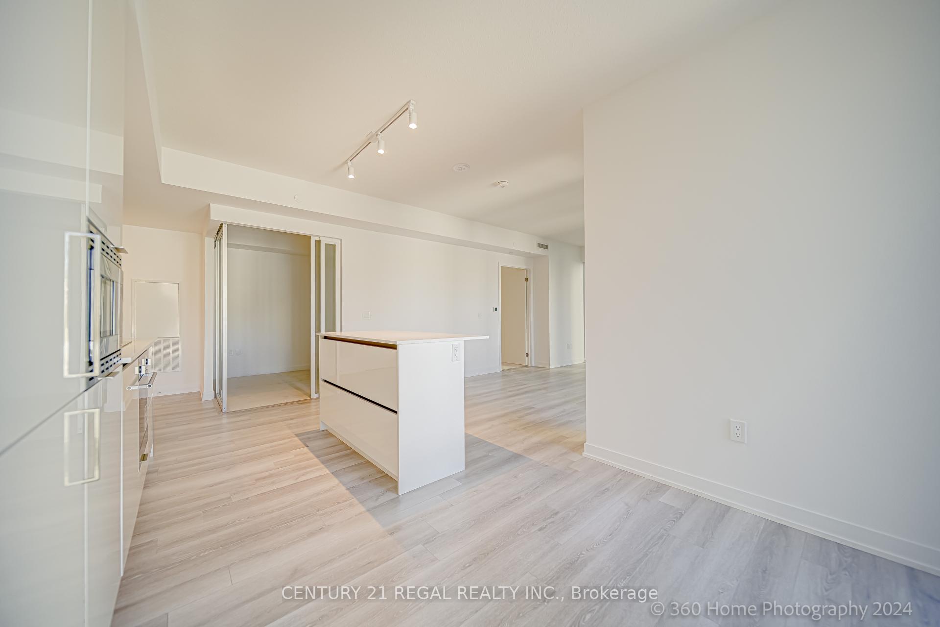 Photo 9 of Unit 508, 234 Simcoe Street, Toronto, Kensington-Chinatown — HOMEH