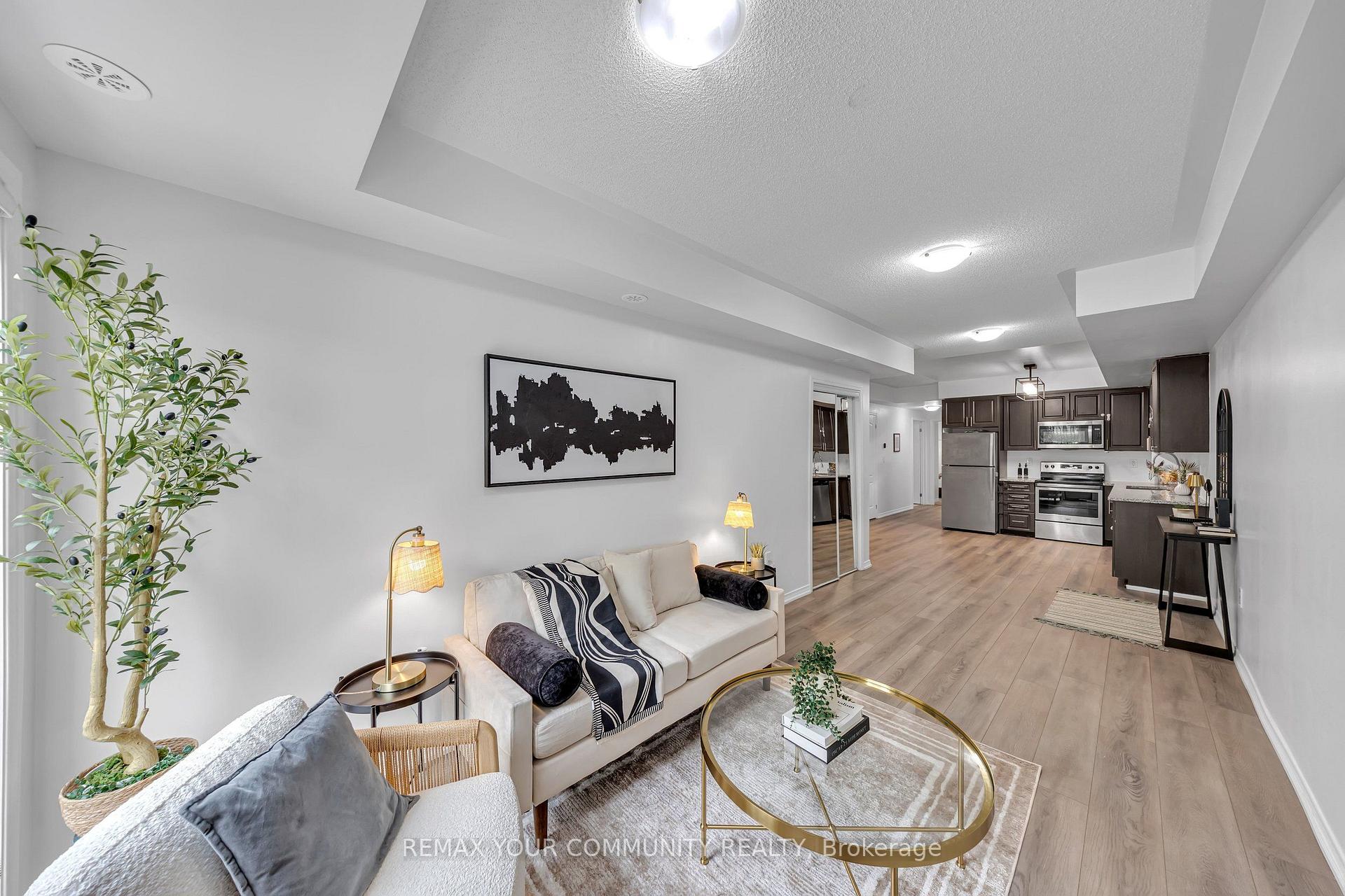 Photo 8 of Unit 120, 500 Kingbird Grove, Scarborough, Rouge — HOMEH