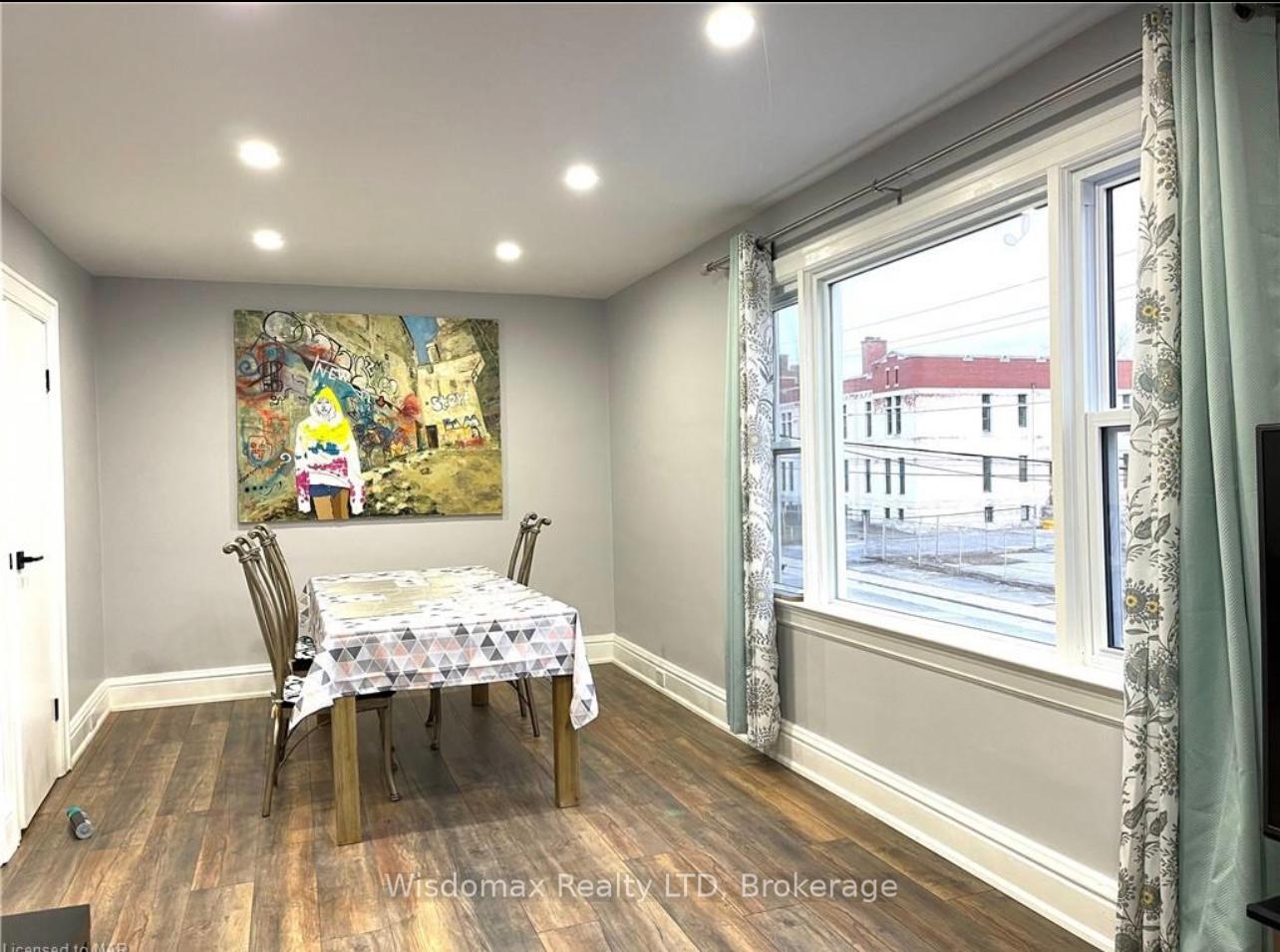 Photo 2 of Unit UPPER UNIT, 4873 Armoury Street, Niagara Falls, Cherrywood — HOMEH