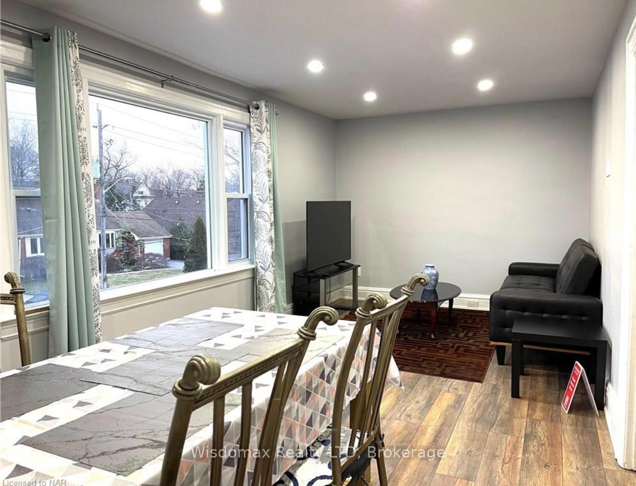 Photo 5 of Unit UPPER UNIT, 4873 Armoury Street, Niagara Falls, Cherrywood — HOMEH