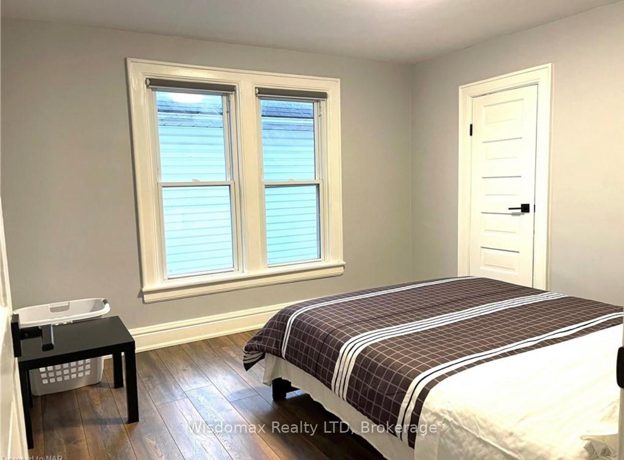 Photo 9 of Unit UPPER UNIT, 4873 Armoury Street, Niagara Falls, Cherrywood — HOMEH