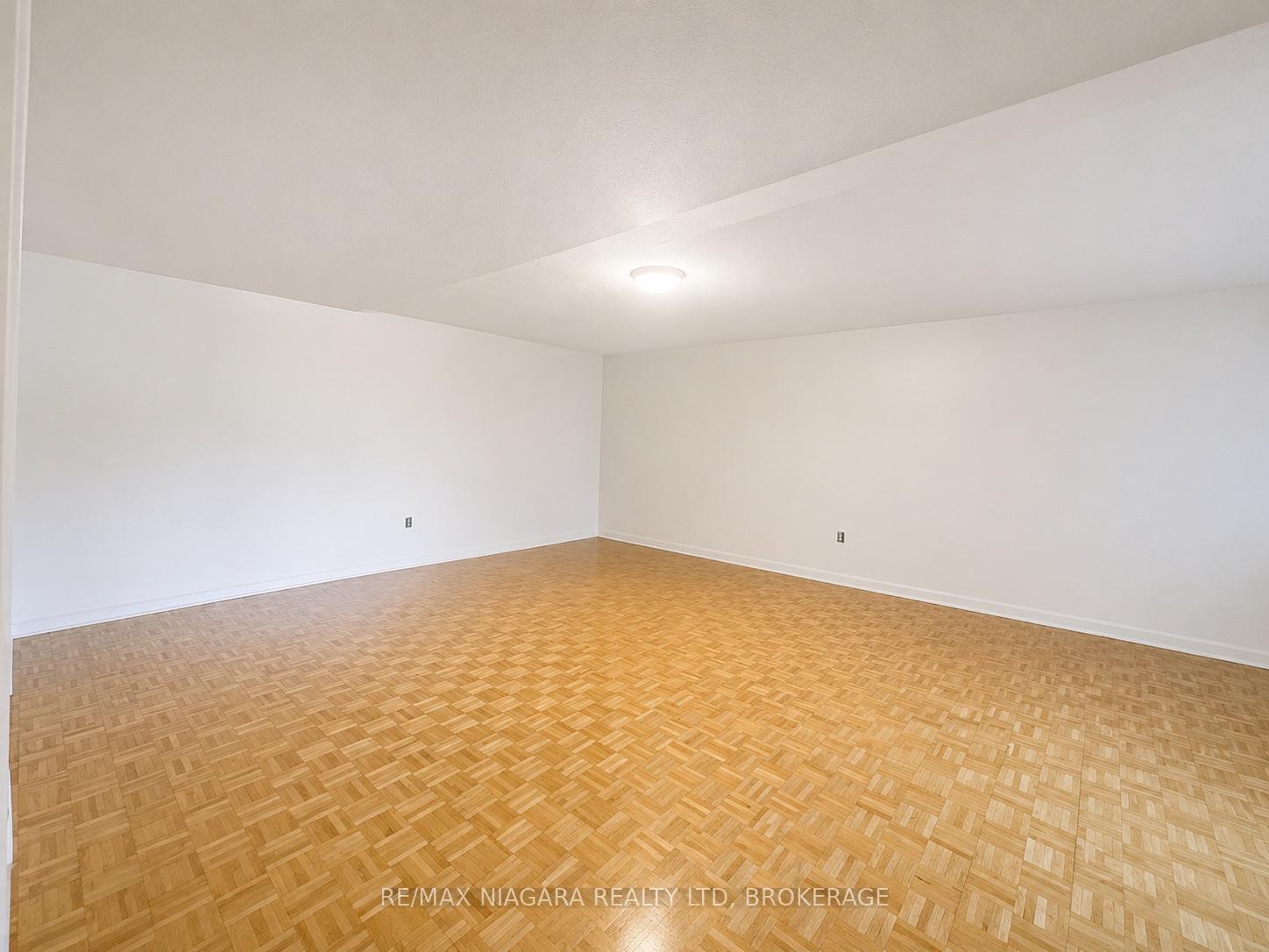 Photo 9 of Unit 201, 550 King Street, Midland — HOMEH