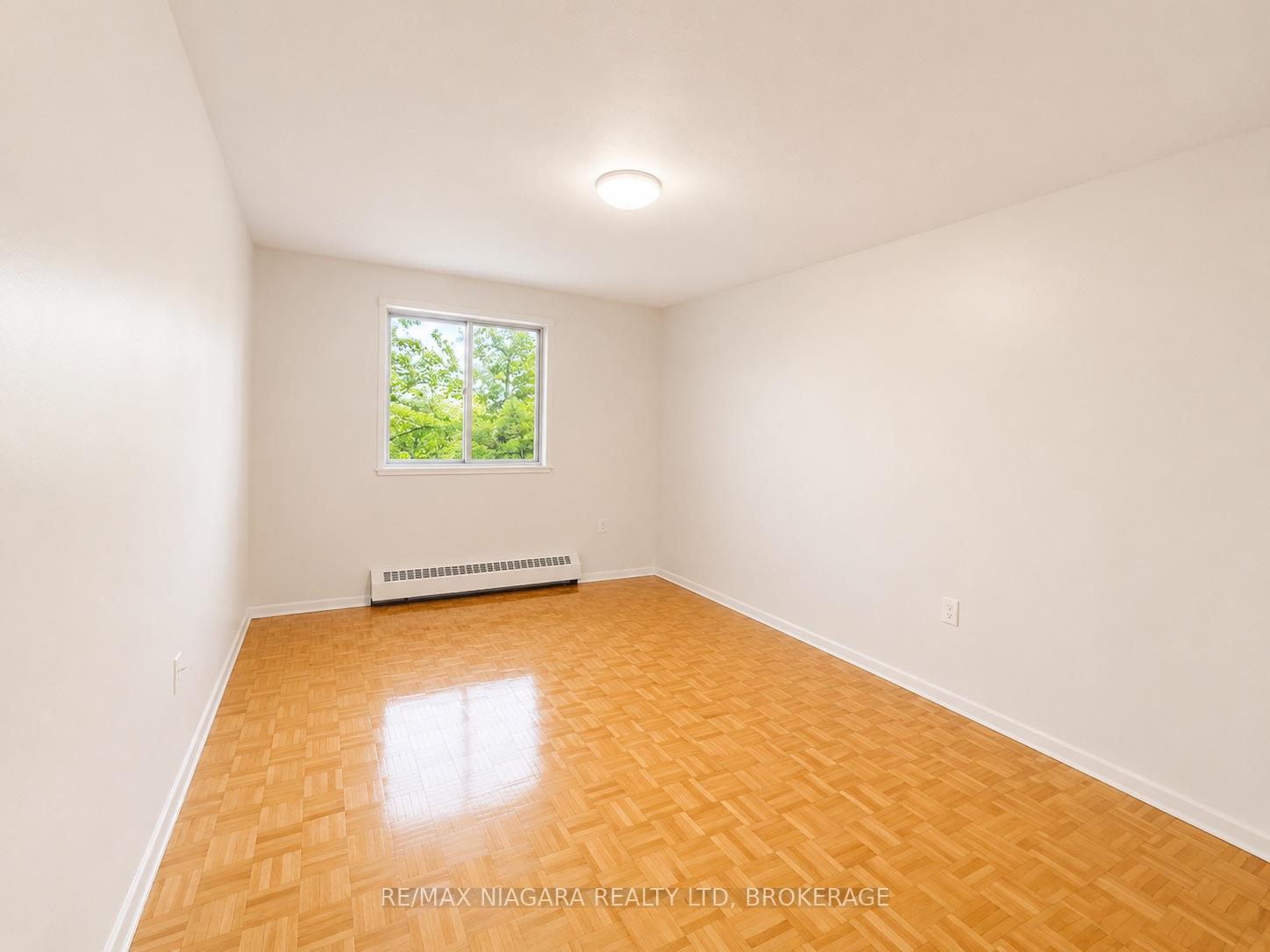 Photo 11 of Unit 201, 550 King Street, Midland — HOMEH