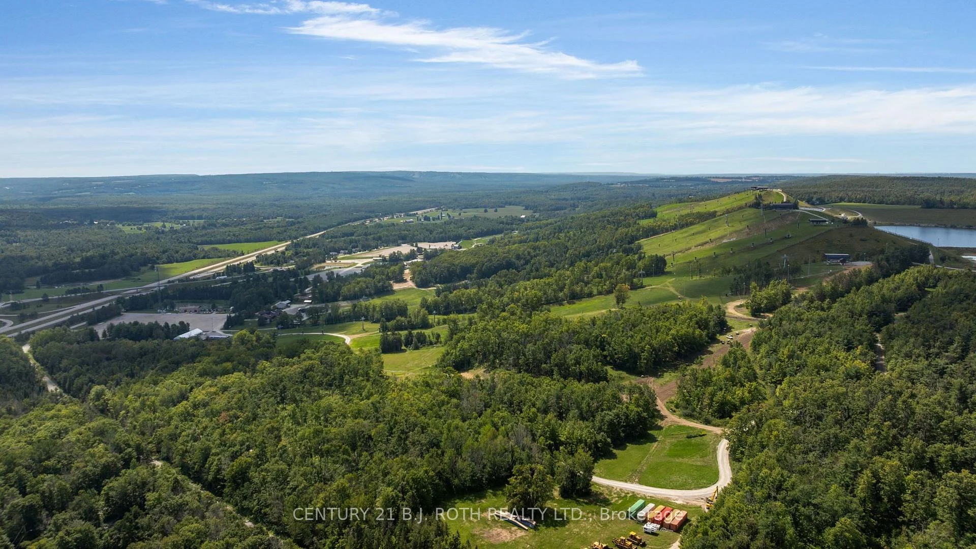 Photo 48 of 59 Slalom Drive, Oro-Medonte, Rural Oro-Medonte — HOMEH
