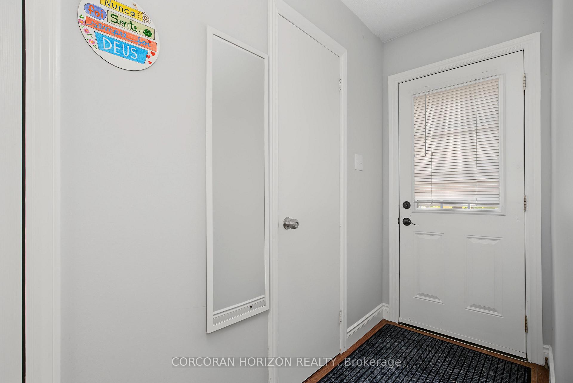 Photo 6 of Unit 1, 15 Green Valley Drive, Kitchener, Pioneer Park — HOMEH