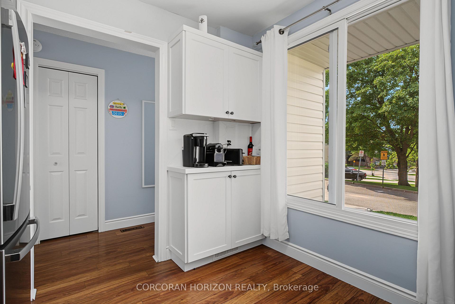 Photo 12 of Unit 1, 15 Green Valley Drive, Kitchener, Pioneer Park — HOMEH