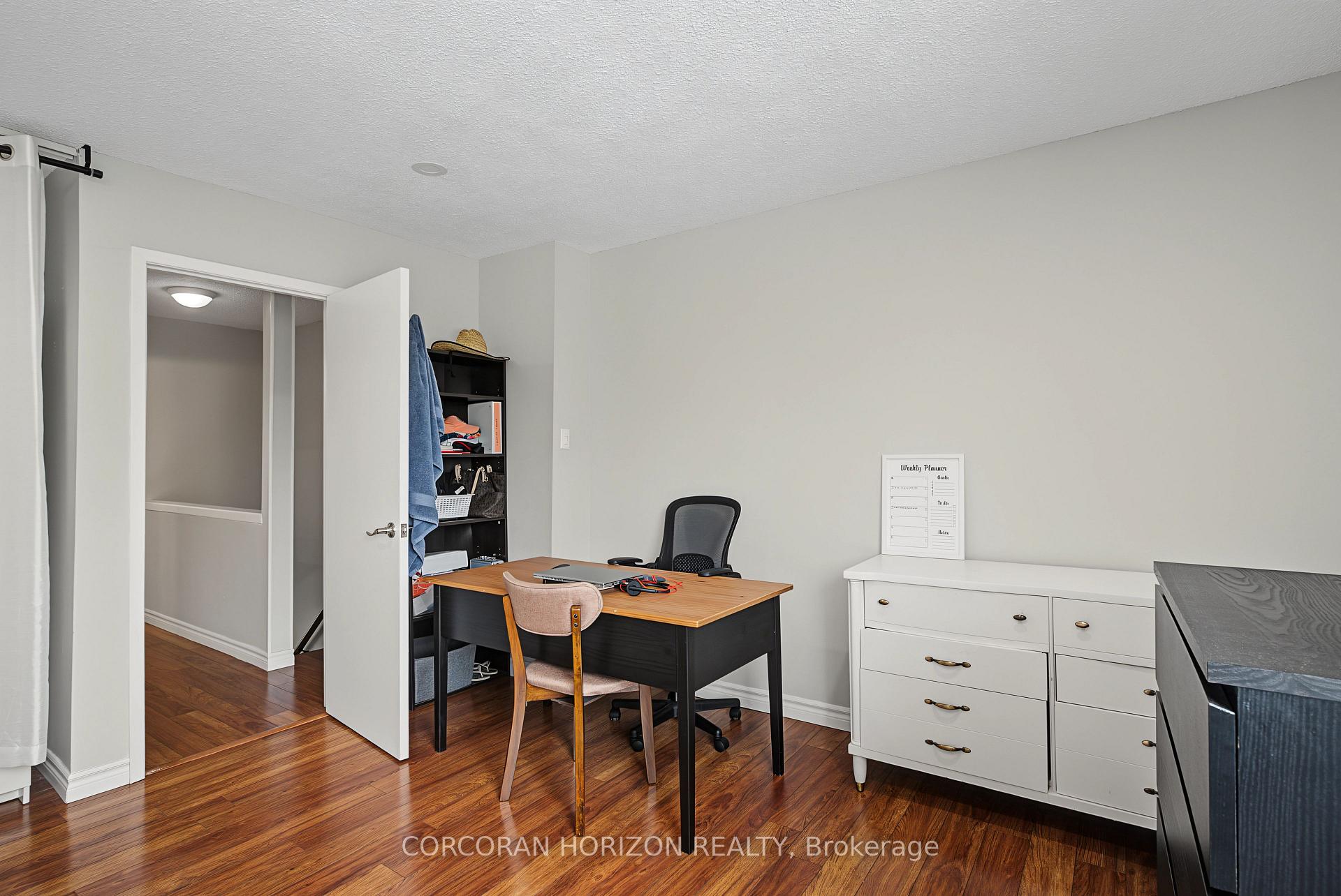 Photo 29 of Unit 1, 15 Green Valley Drive, Kitchener, Pioneer Park — HOMEH