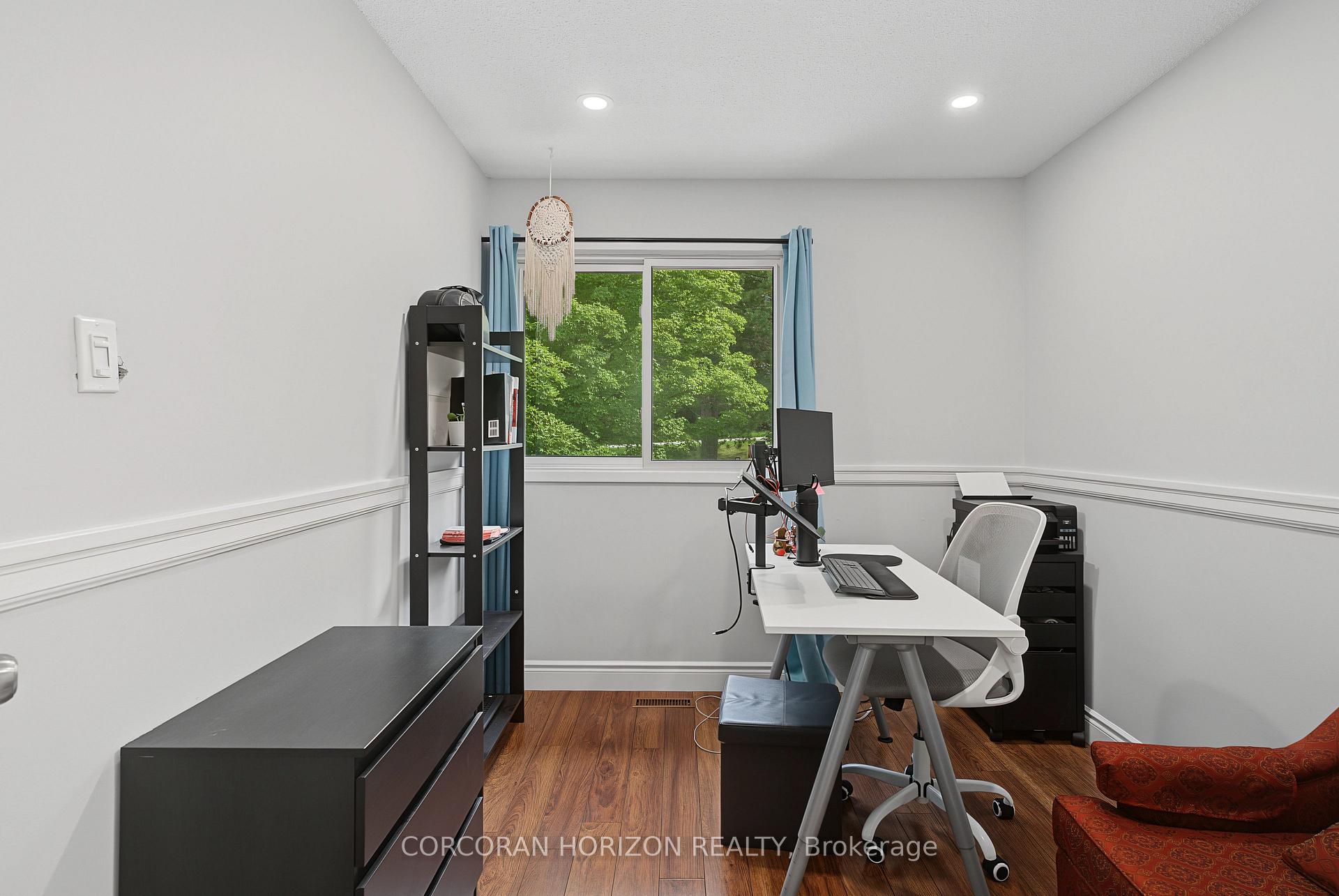 Photo 32 of Unit 1, 15 Green Valley Drive, Kitchener, Pioneer Park — HOMEH