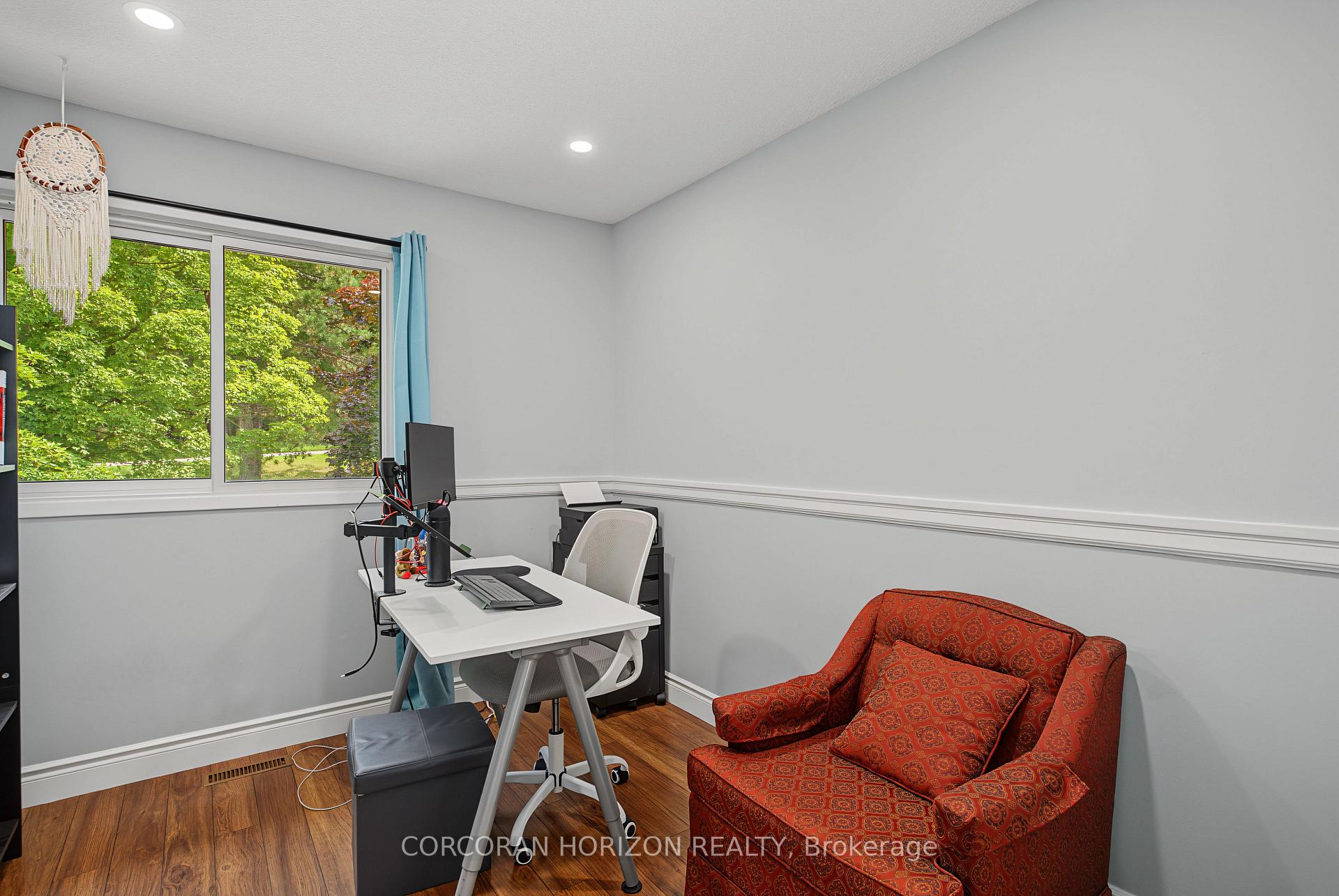 Photo 33 of Unit 1, 15 Green Valley Drive, Kitchener, Pioneer Park — HOMEH