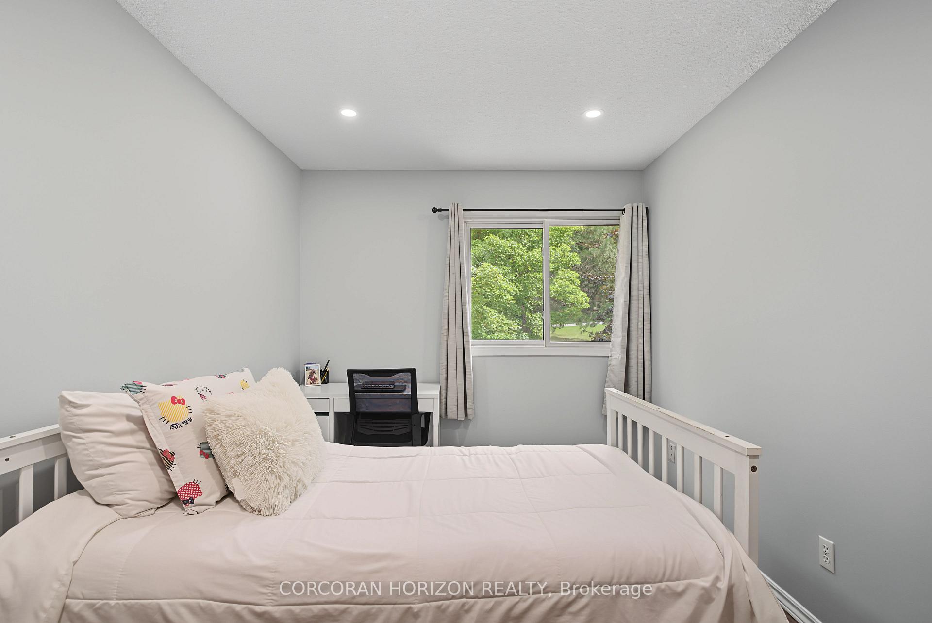 Photo 35 of Unit 1, 15 Green Valley Drive, Kitchener, Pioneer Park — HOMEH