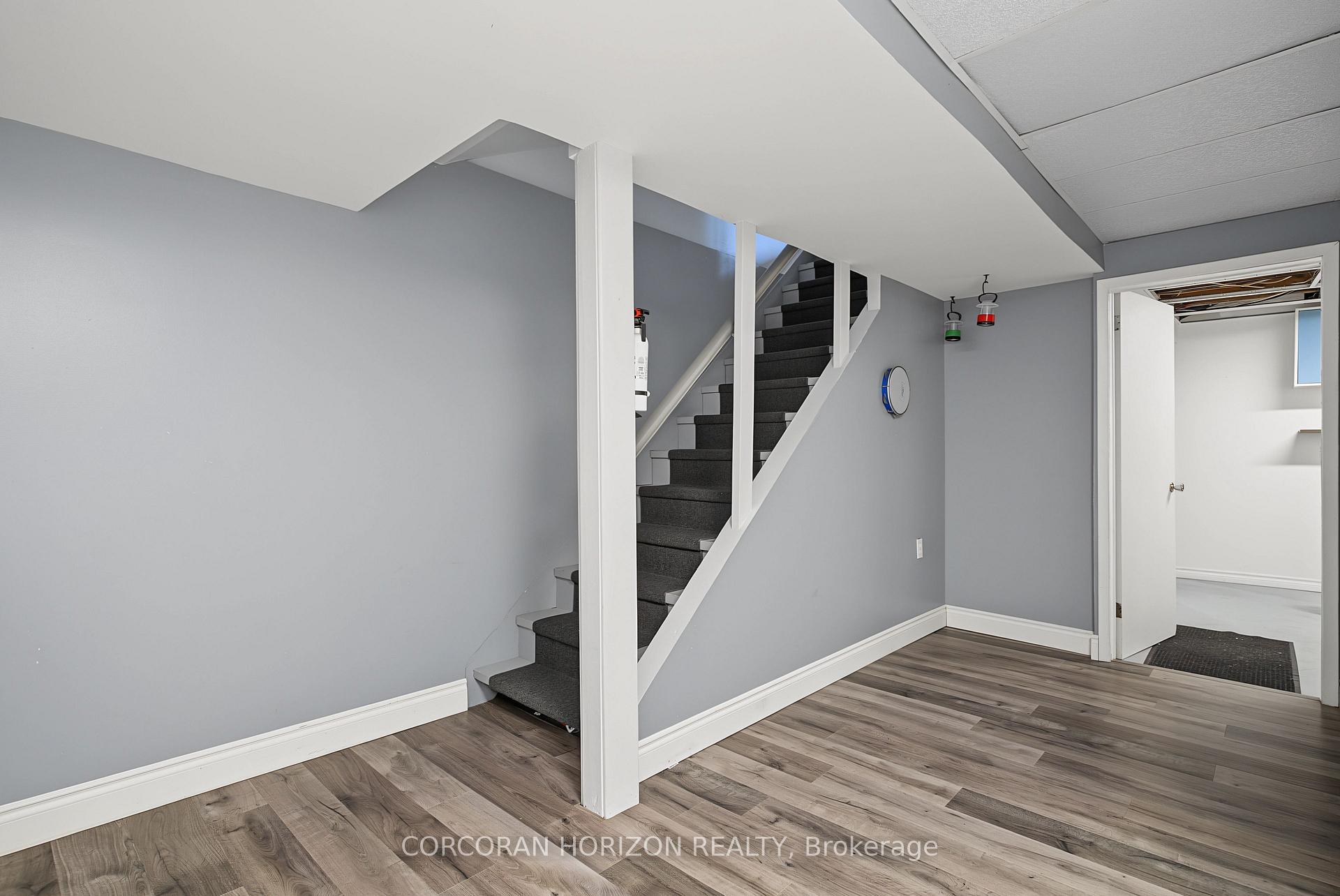 Photo 37 of Unit 1, 15 Green Valley Drive, Kitchener, Pioneer Park — HOMEH