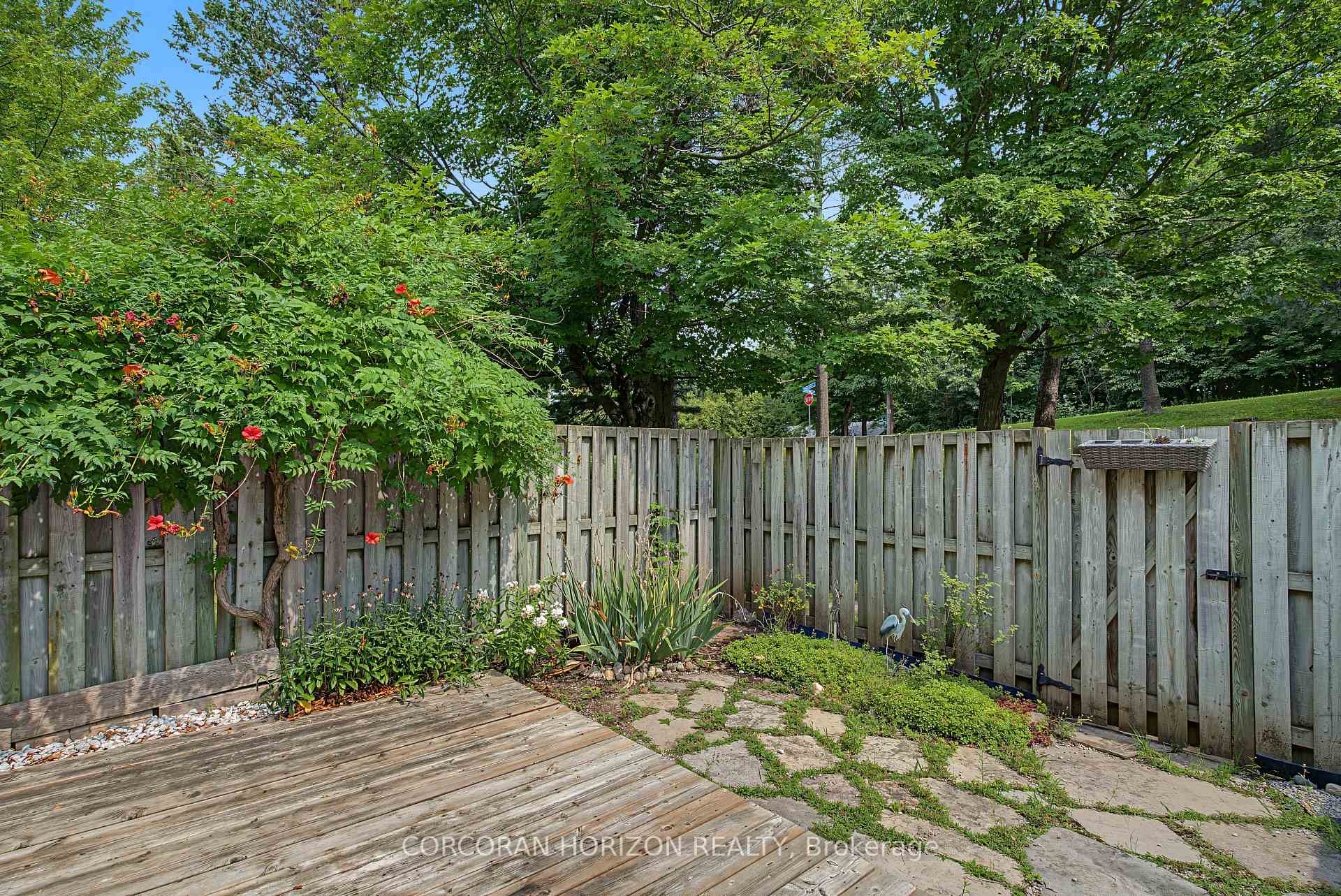 Photo 45 of Unit 1, 15 Green Valley Drive, Kitchener, Pioneer Park — HOMEH