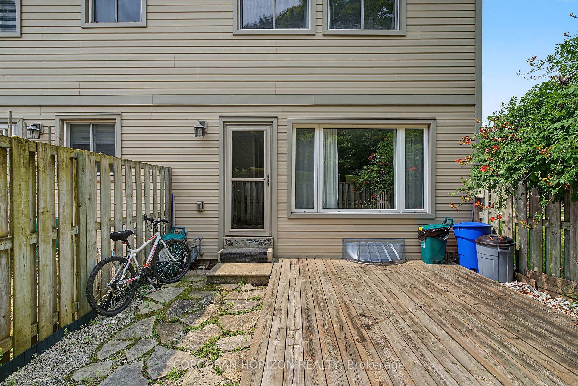 Photo 46 of Unit 1, 15 Green Valley Drive, Kitchener, Pioneer Park — HOMEH