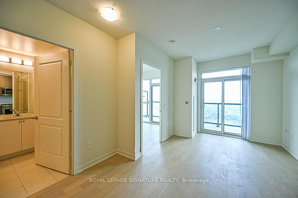 Photo 3 of Unit PH209, 38 Annie Craig Drive, Etobicoke, Mimico — HOMEH