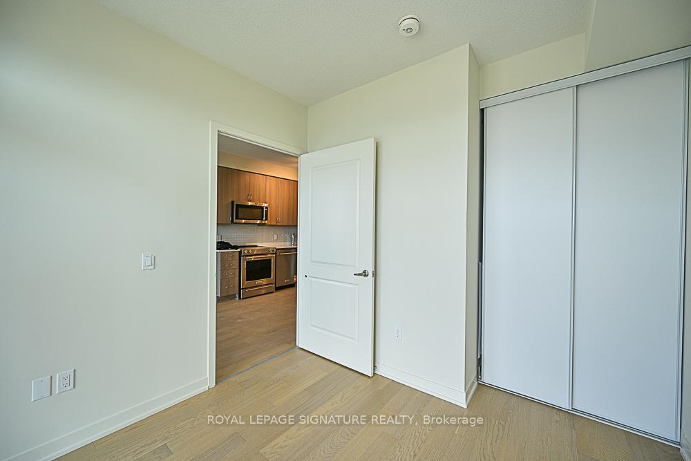 Photo 12 of Unit PH209, 38 Annie Craig Drive, Etobicoke, Mimico — HOMEH
