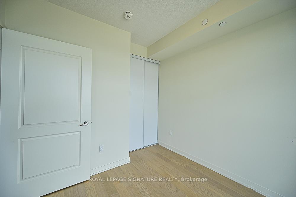 Photo 14 of Unit PH209, 38 Annie Craig Drive, Etobicoke, Mimico — HOMEH