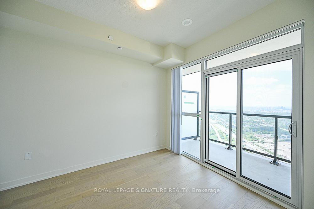 Photo 15 of Unit PH209, 38 Annie Craig Drive, Etobicoke, Mimico — HOMEH