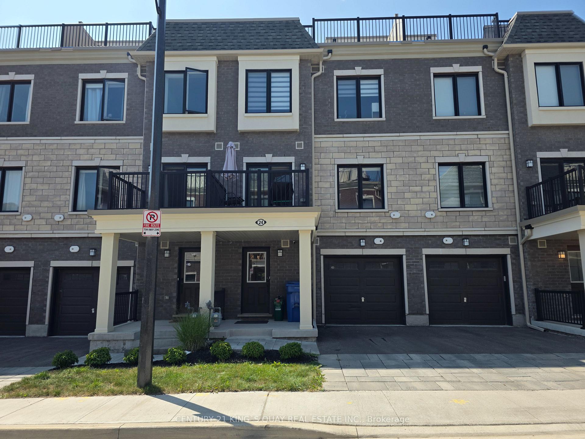 Photo 1 of 24 Nordic Lane, Whitchurch-Stouffville, Stouffville — HOMEH