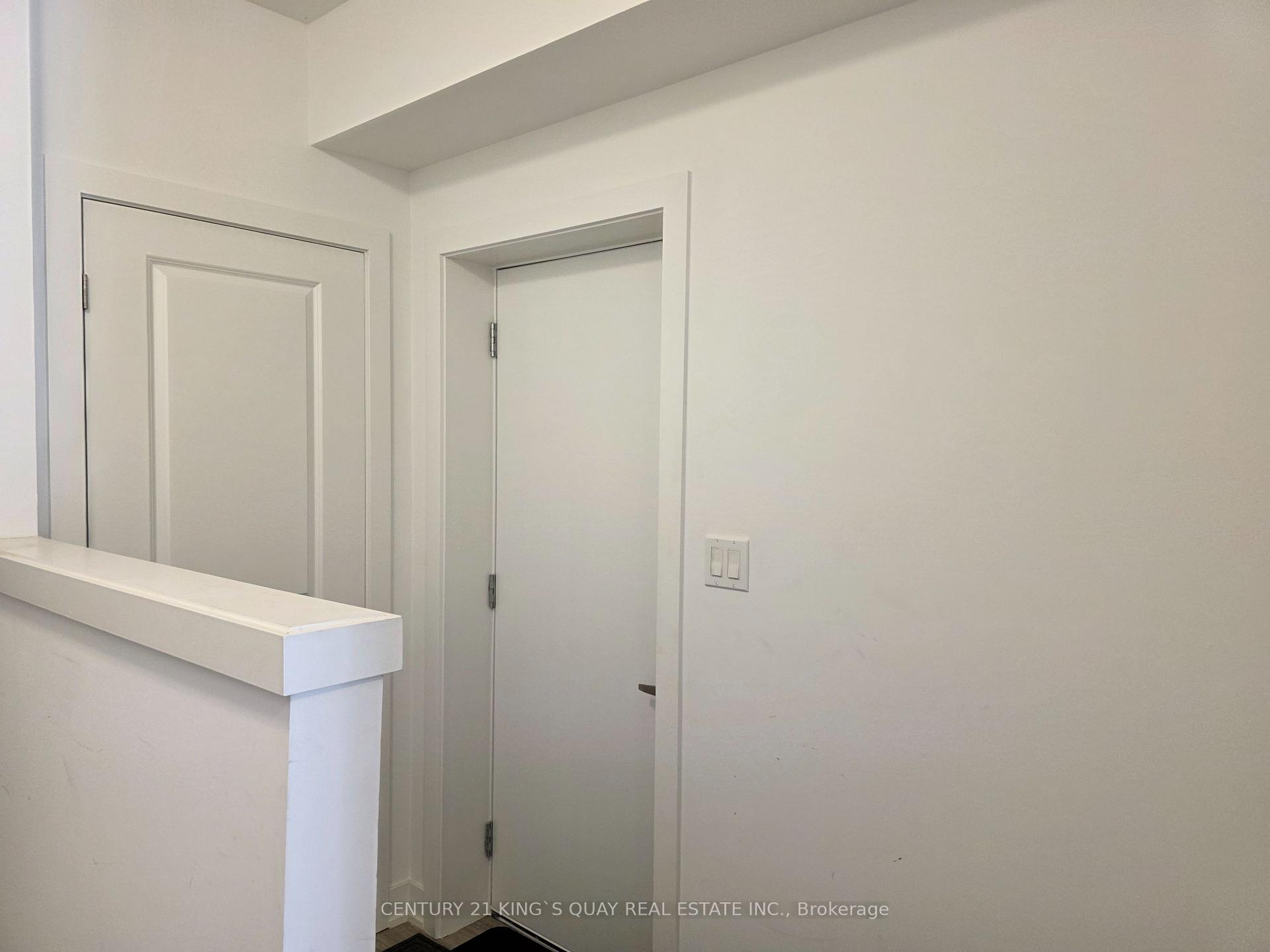 Photo 3 of 24 Nordic Lane, Whitchurch-Stouffville, Stouffville — HOMEH