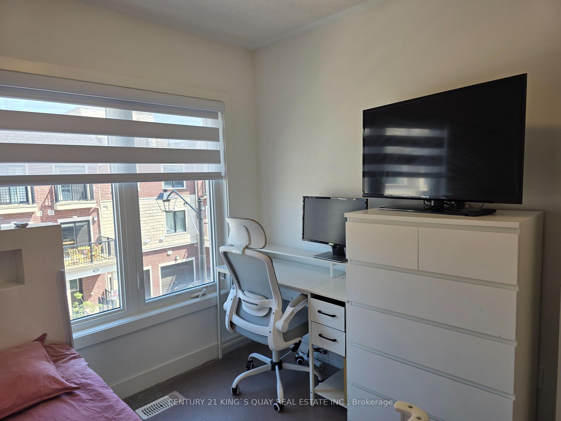 Photo 14 of 24 Nordic Lane, Whitchurch-Stouffville, Stouffville — HOMEH