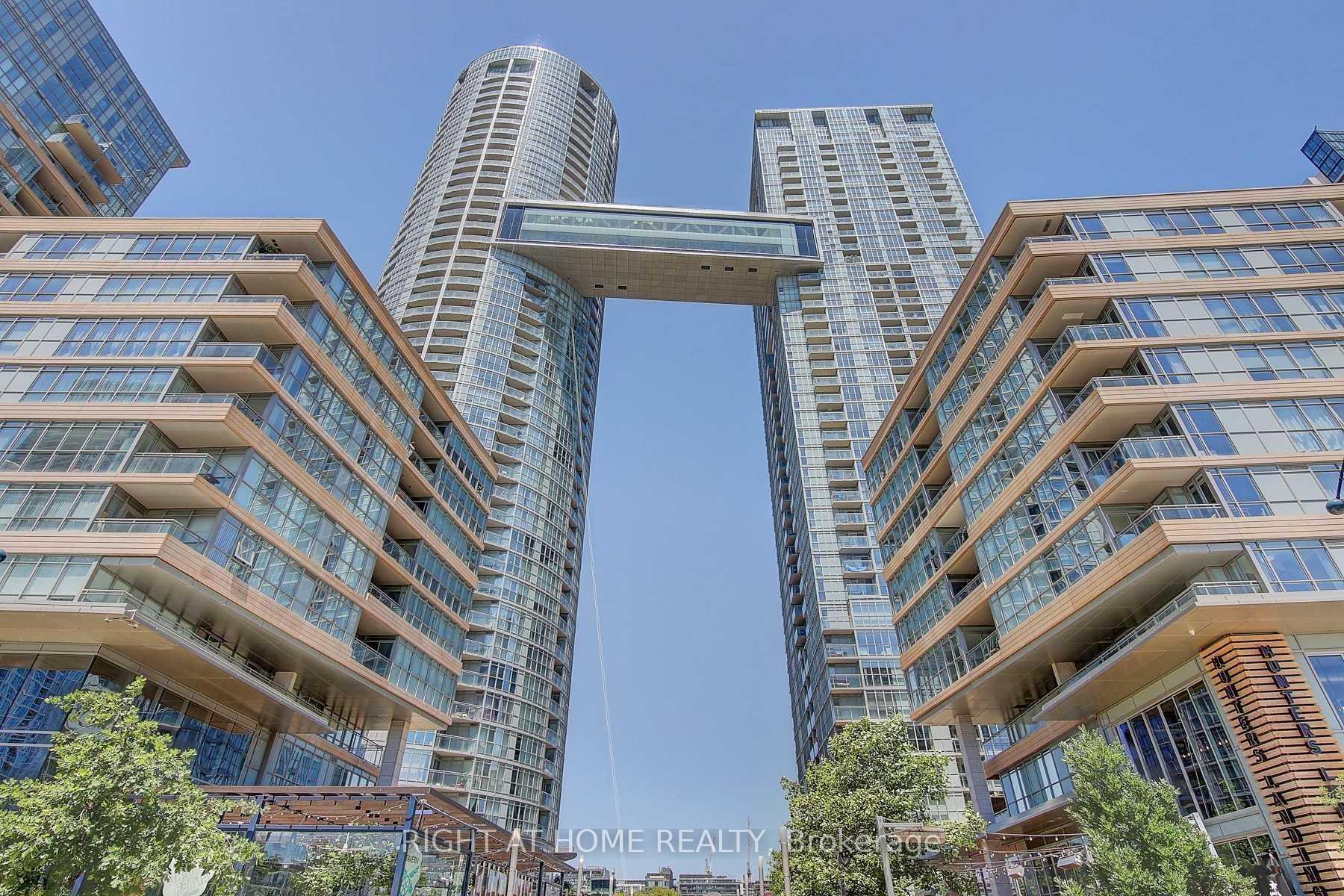 Photo 18 of Unit 4011, 21 Iceboat Terrace, Toronto, Waterfront Communities — HOMEH