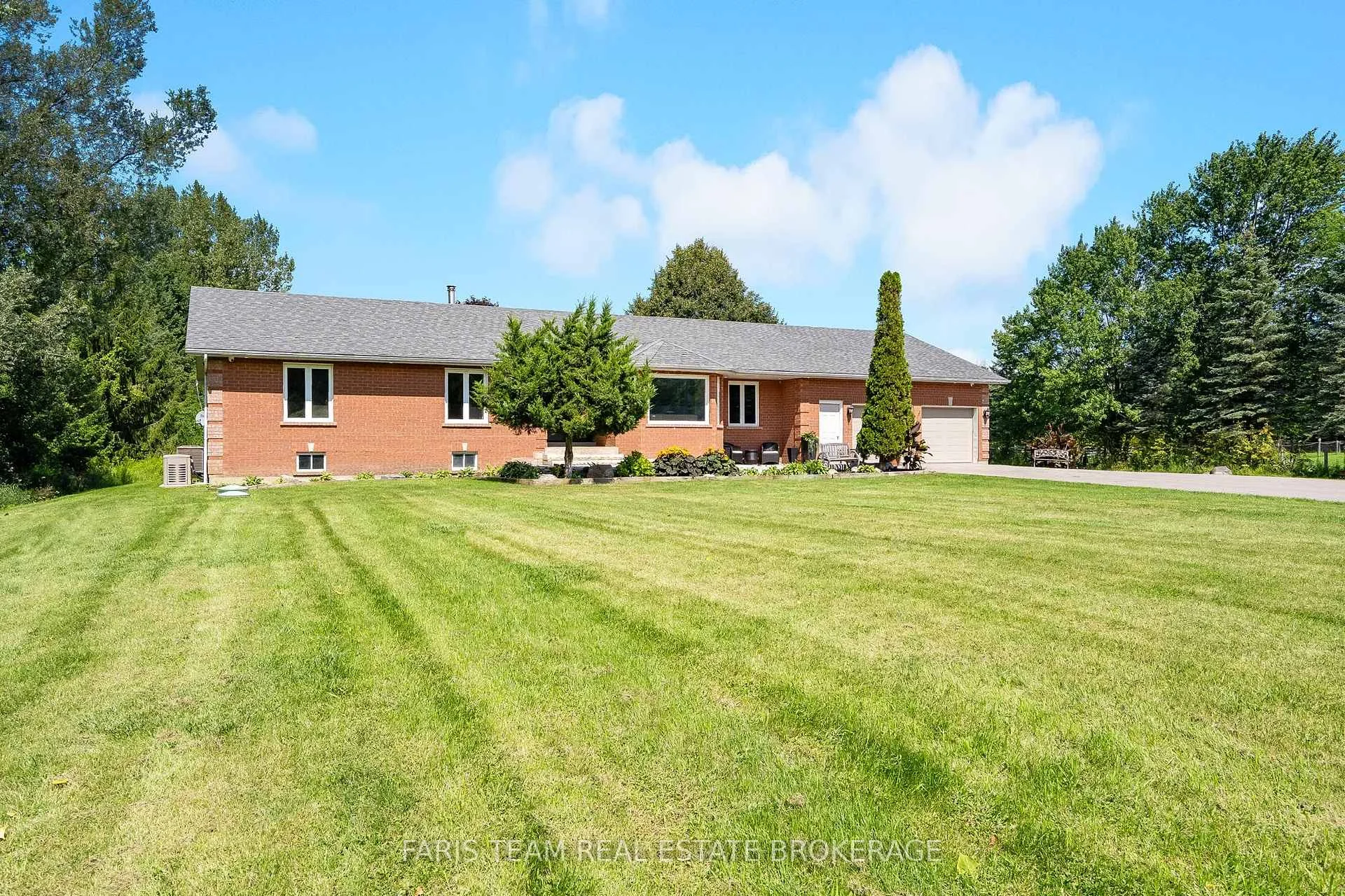 Photo 6 of 5584 6th Line, New Tecumseth, Tottenham — HOMEH