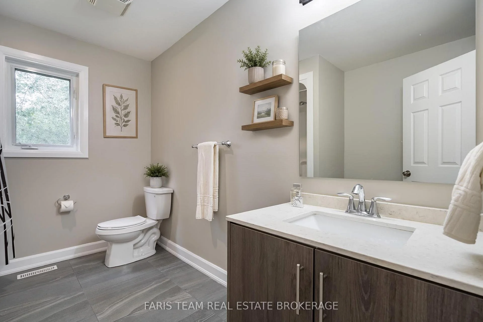 Photo 48 of 5584 6th Line, New Tecumseth, Tottenham — HOMEH